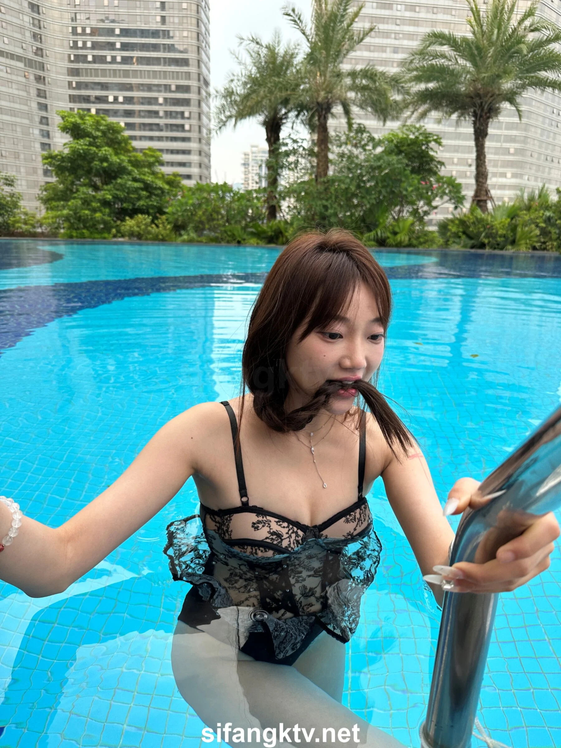 国模小初大尺度人体私拍套图 - Photo 150