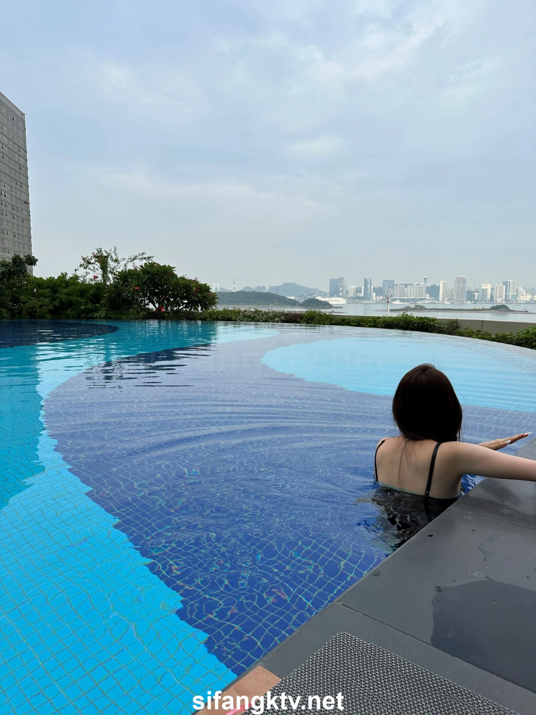 国模小初大尺度人体私拍套图 - Photo 156