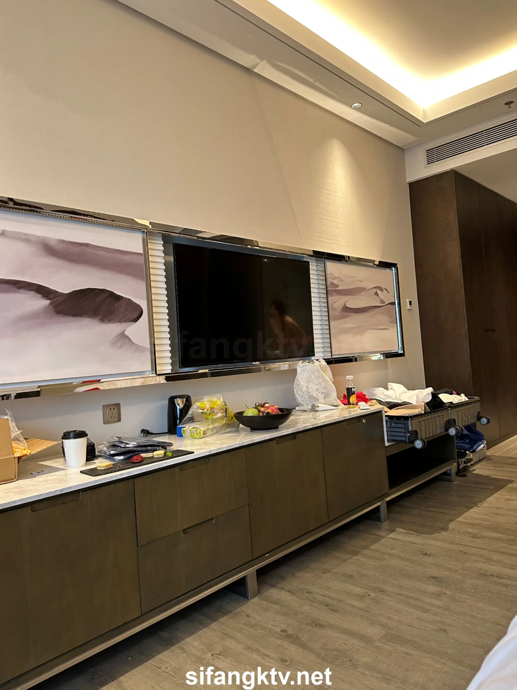 国模小初大尺度人体私拍套图 - Photo 211