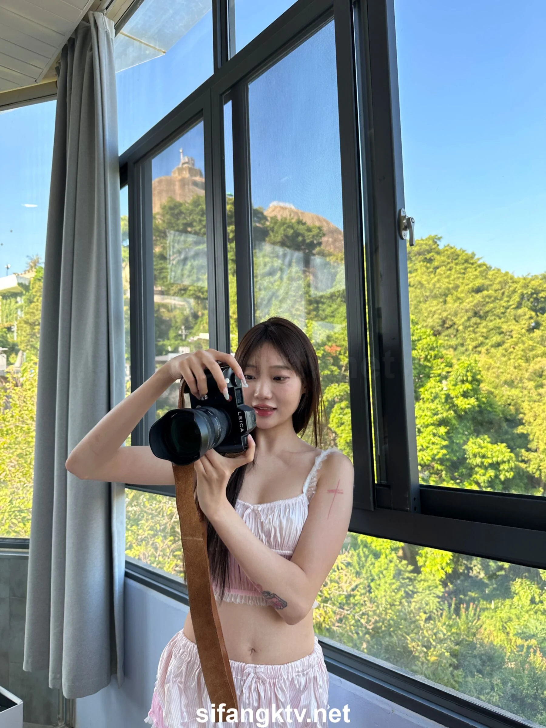 国模小初大尺度人体私拍套图 - Photo 271