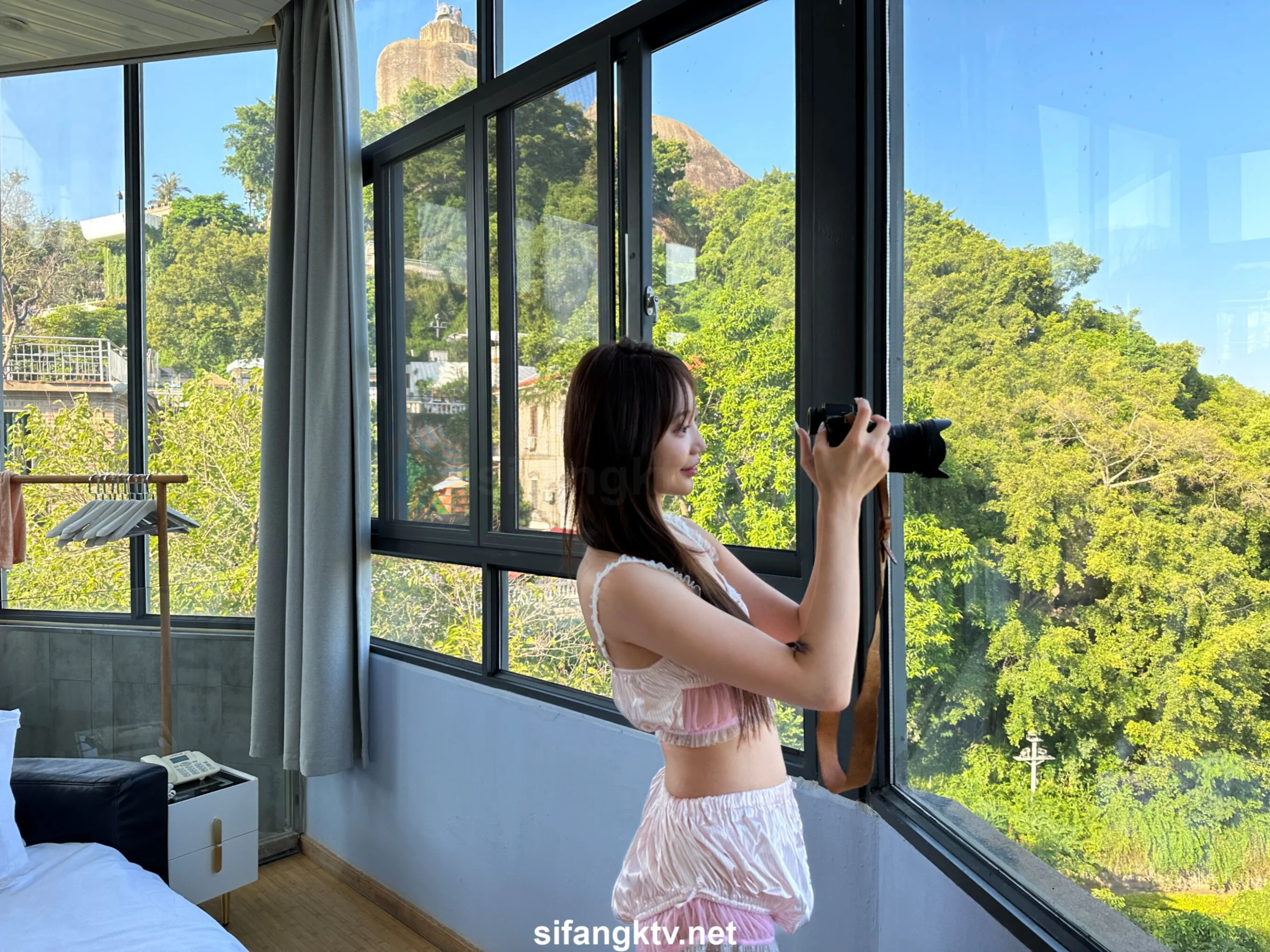 国模小初大尺度人体私拍套图 - Photo 293