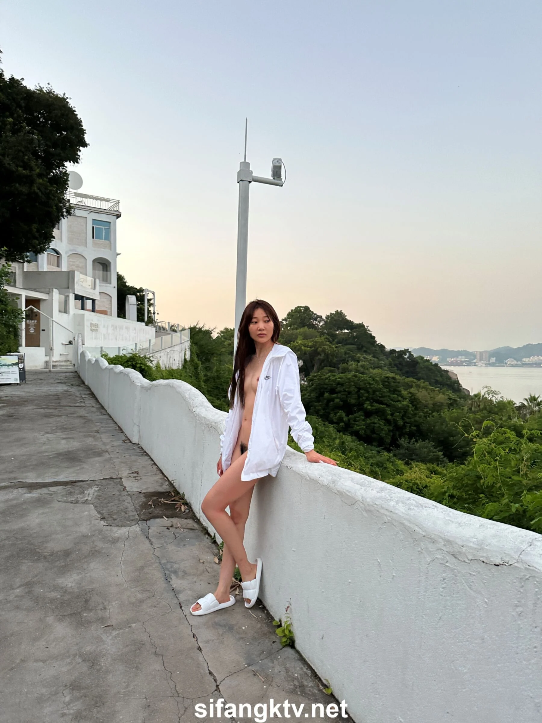 国模小初大尺度人体私拍套图 - Photo 420