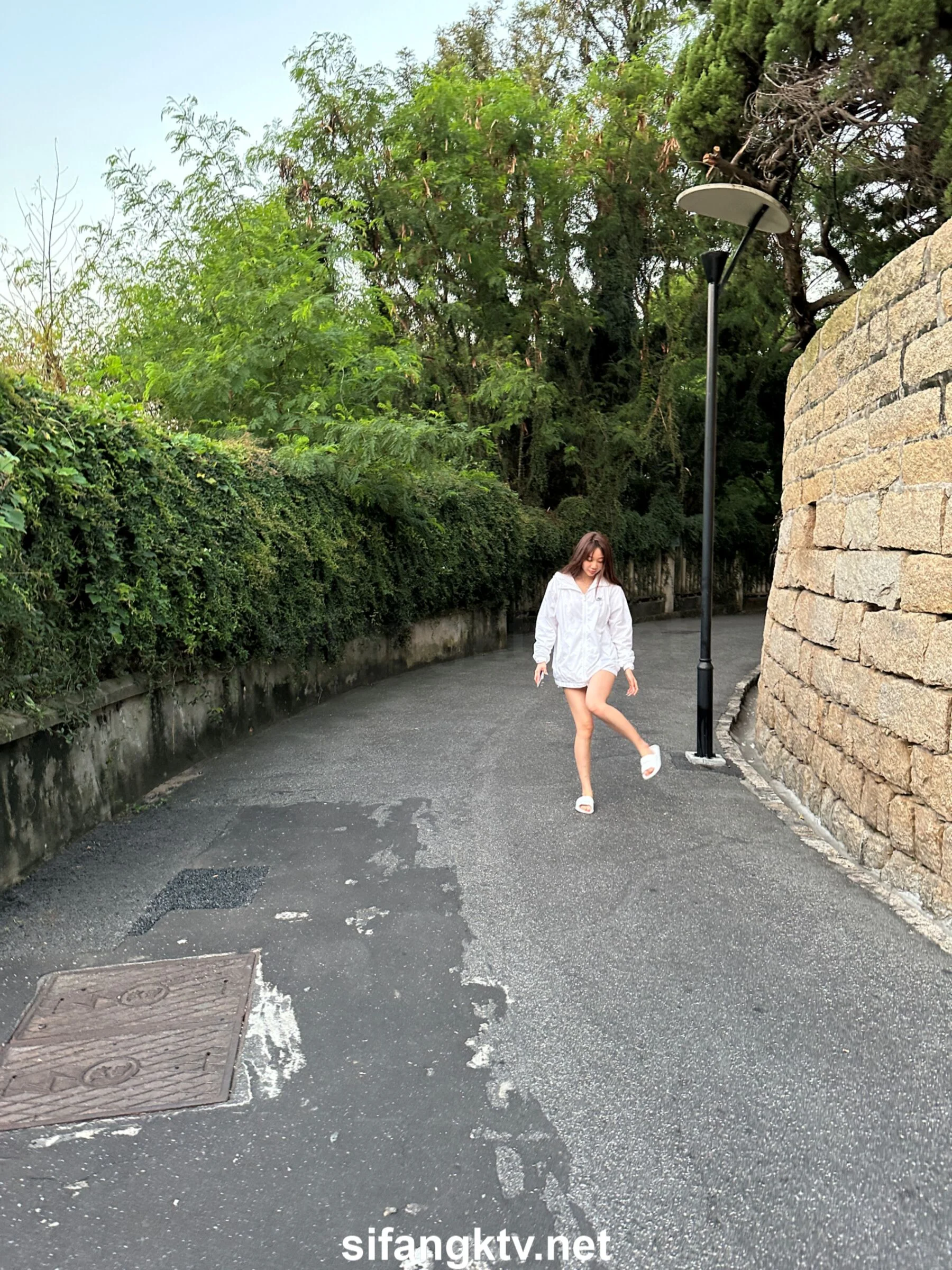 国模小初大尺度人体私拍套图 - Photo 445