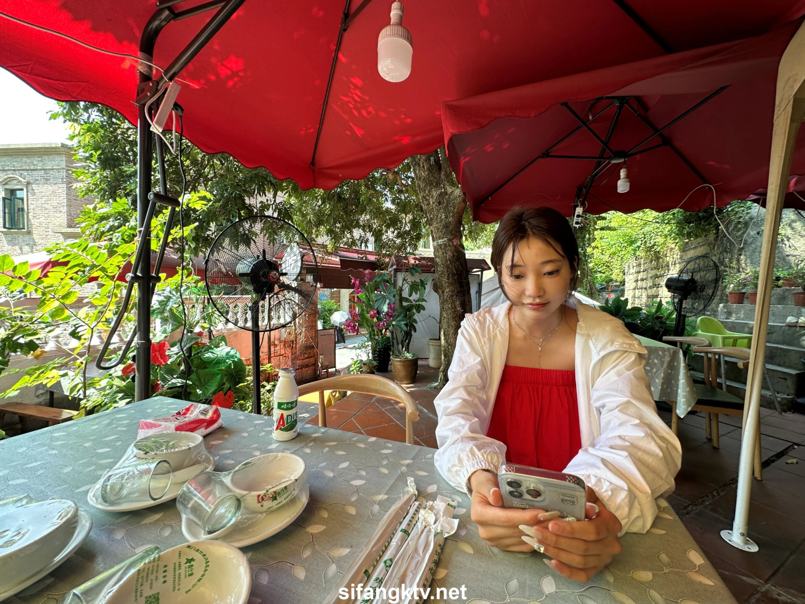 国模小初大尺度人体私拍套图 - Photo 572