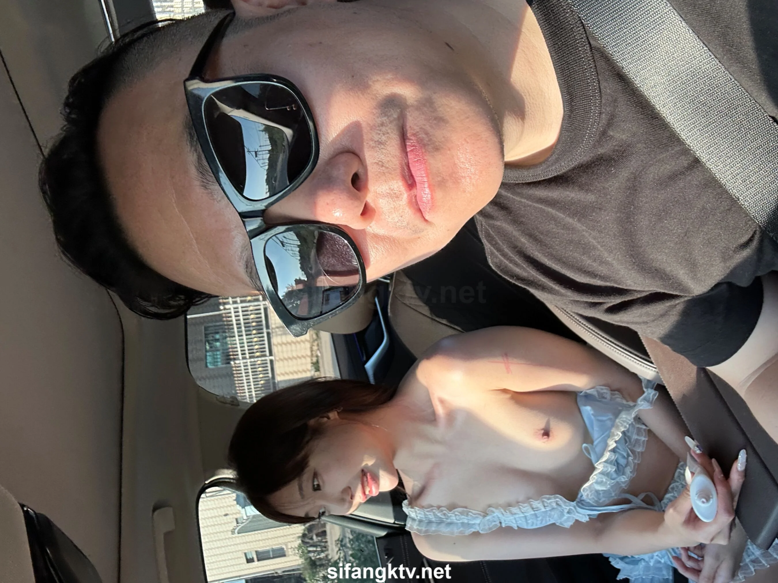 国模小初大尺度人体私拍套图 - Photo 601