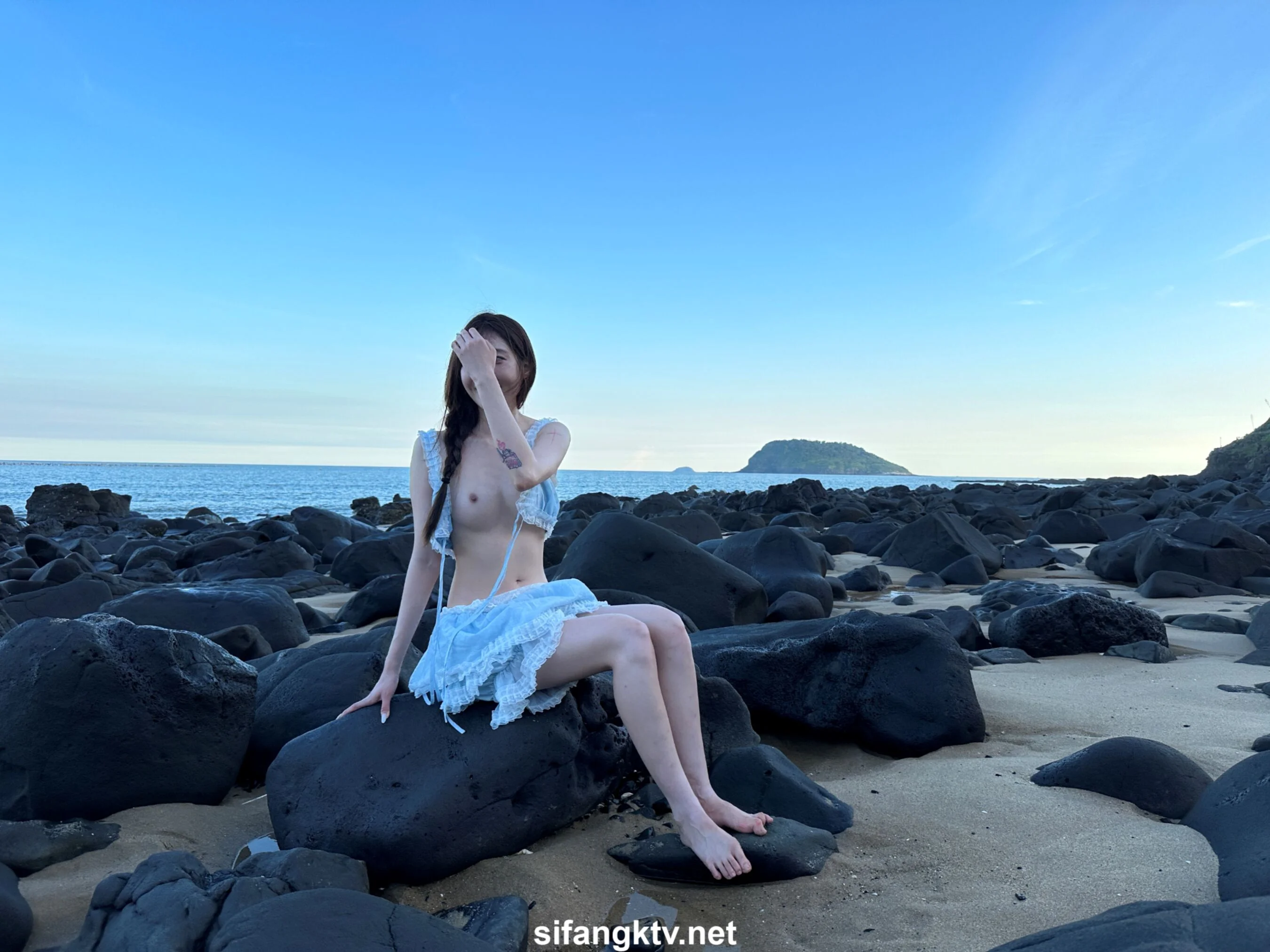 国模小初大尺度人体私拍套图 - Photo 616