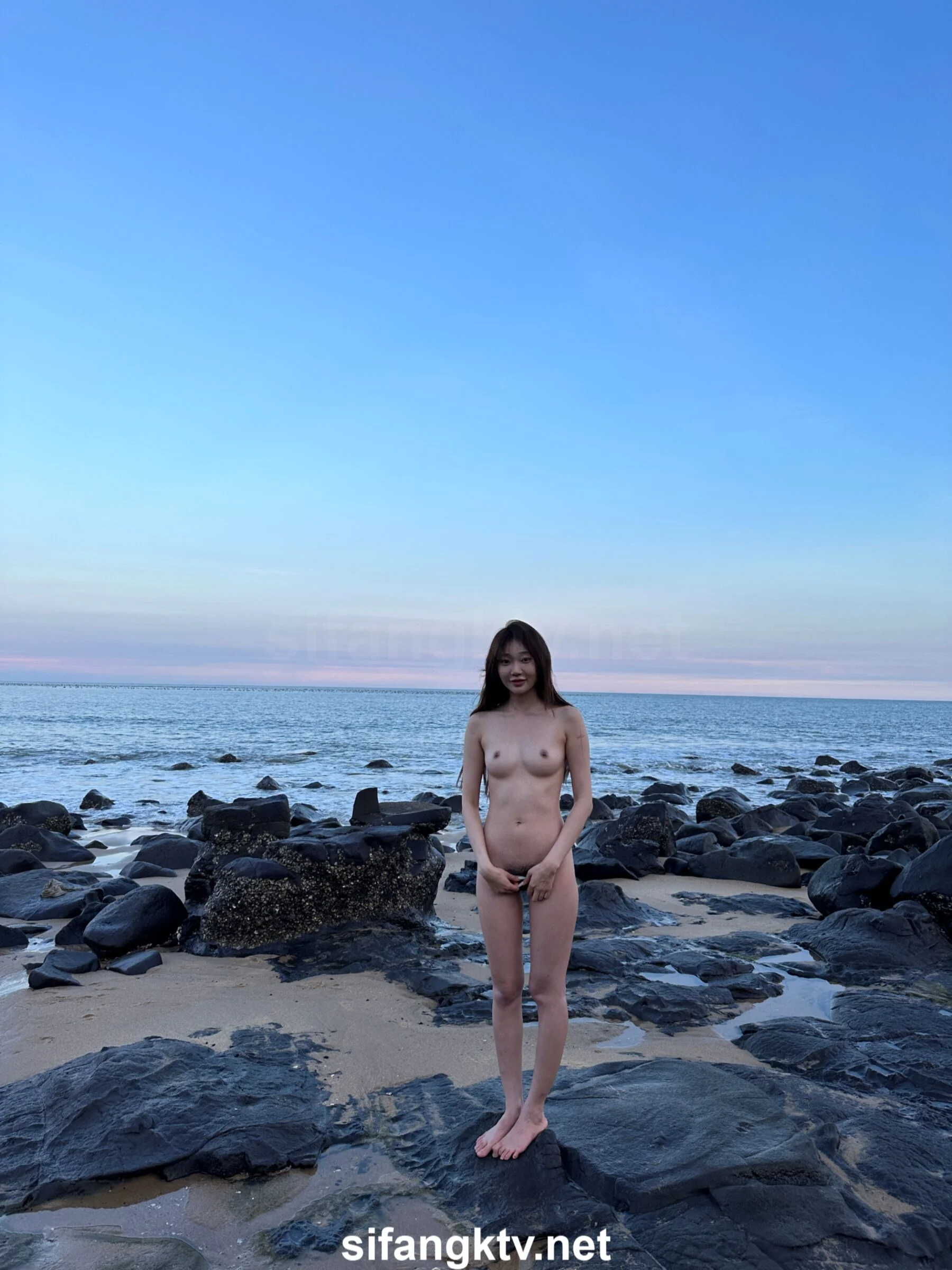 国模小初大尺度人体私拍套图 - Photo 705