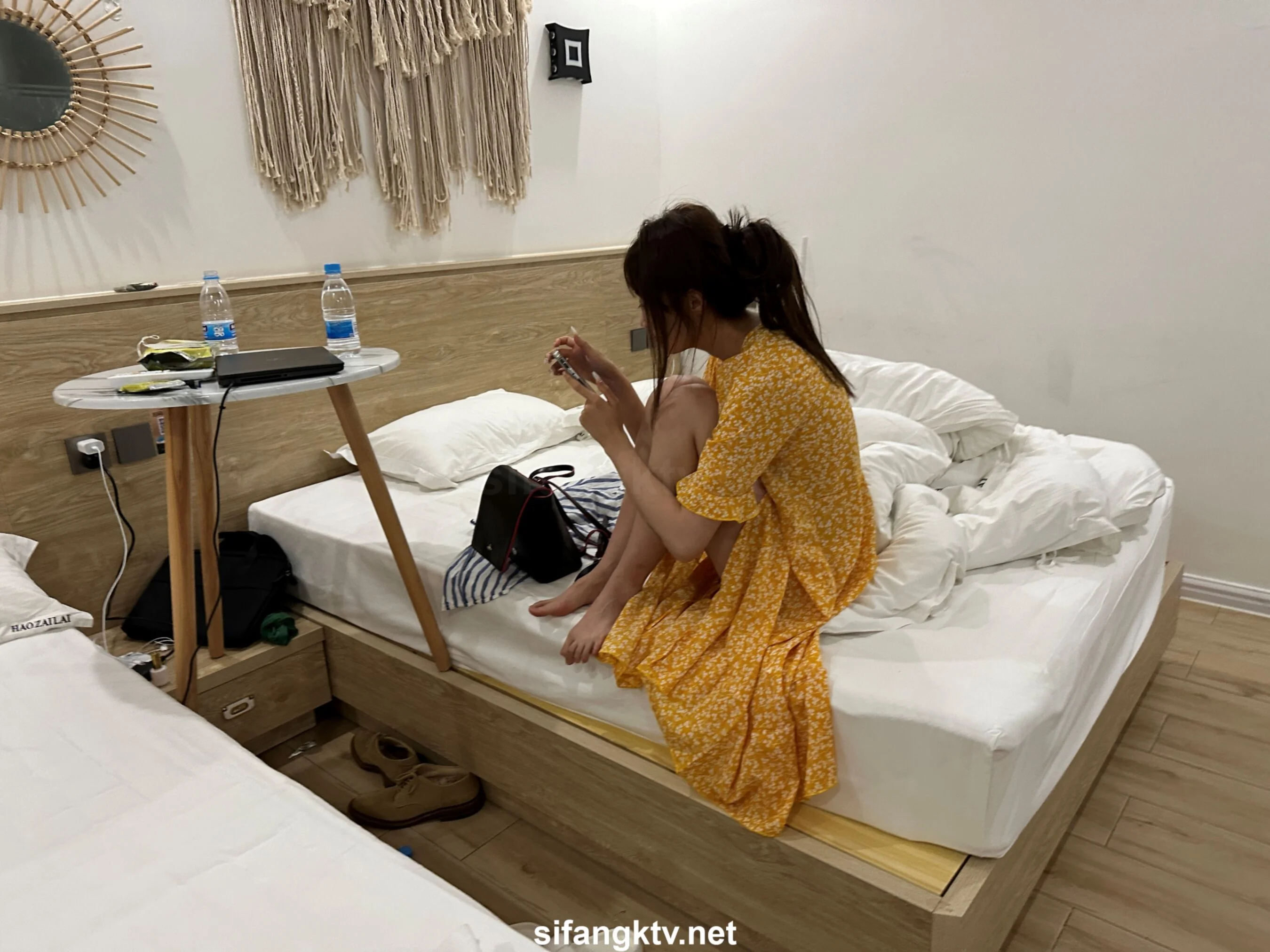 国模小初大尺度人体私拍套图 - Photo 730