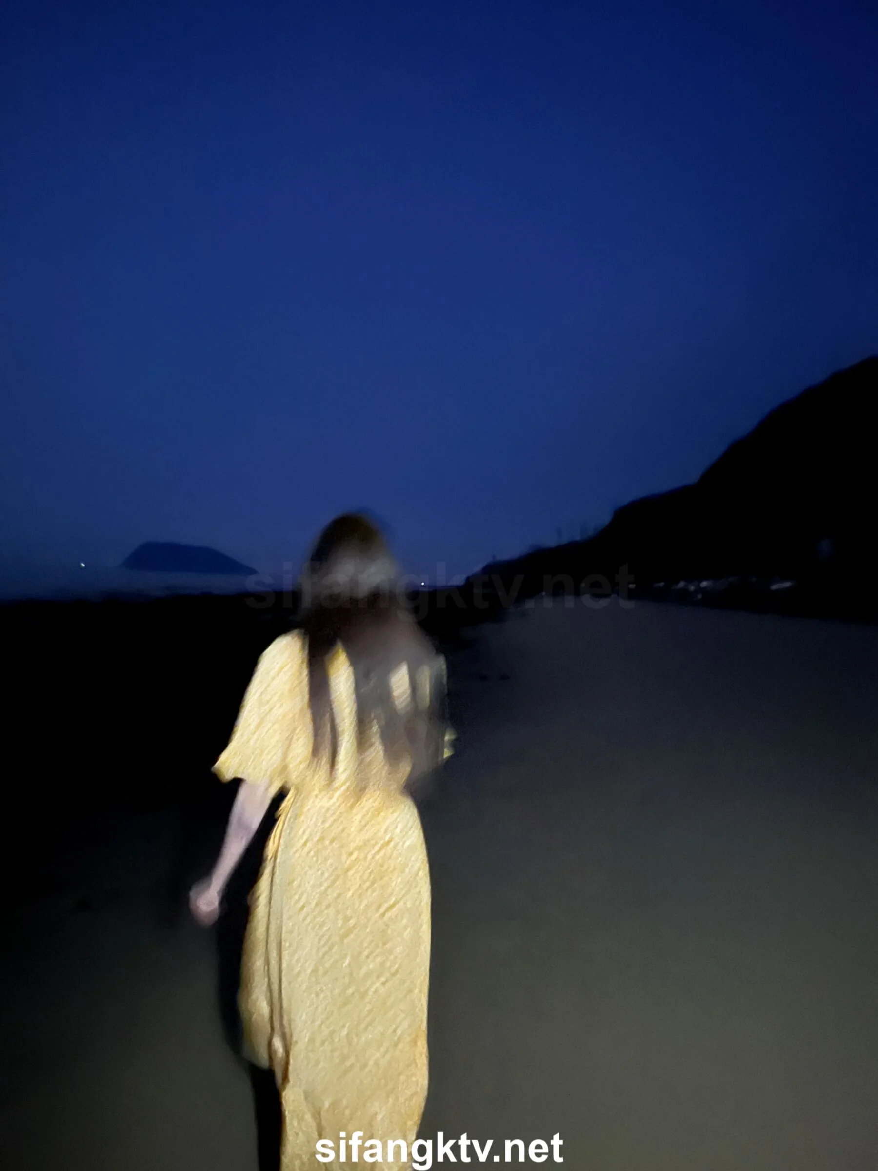 国模小初大尺度人体私拍套图 - Photo 737