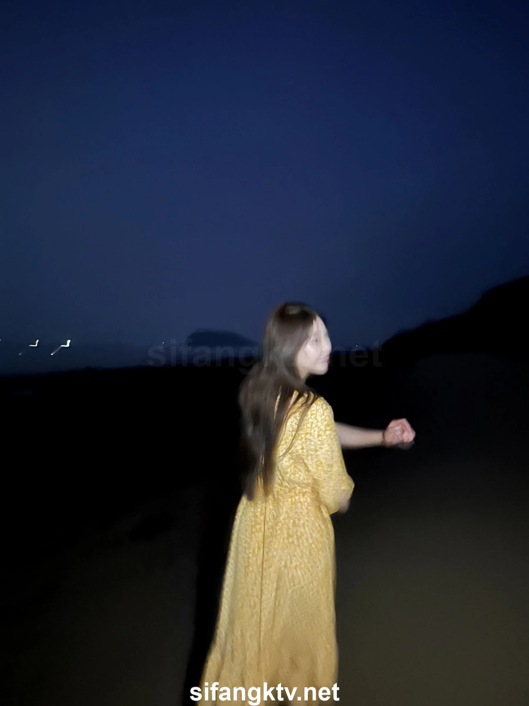 国模小初大尺度人体私拍套图 - Photo 738