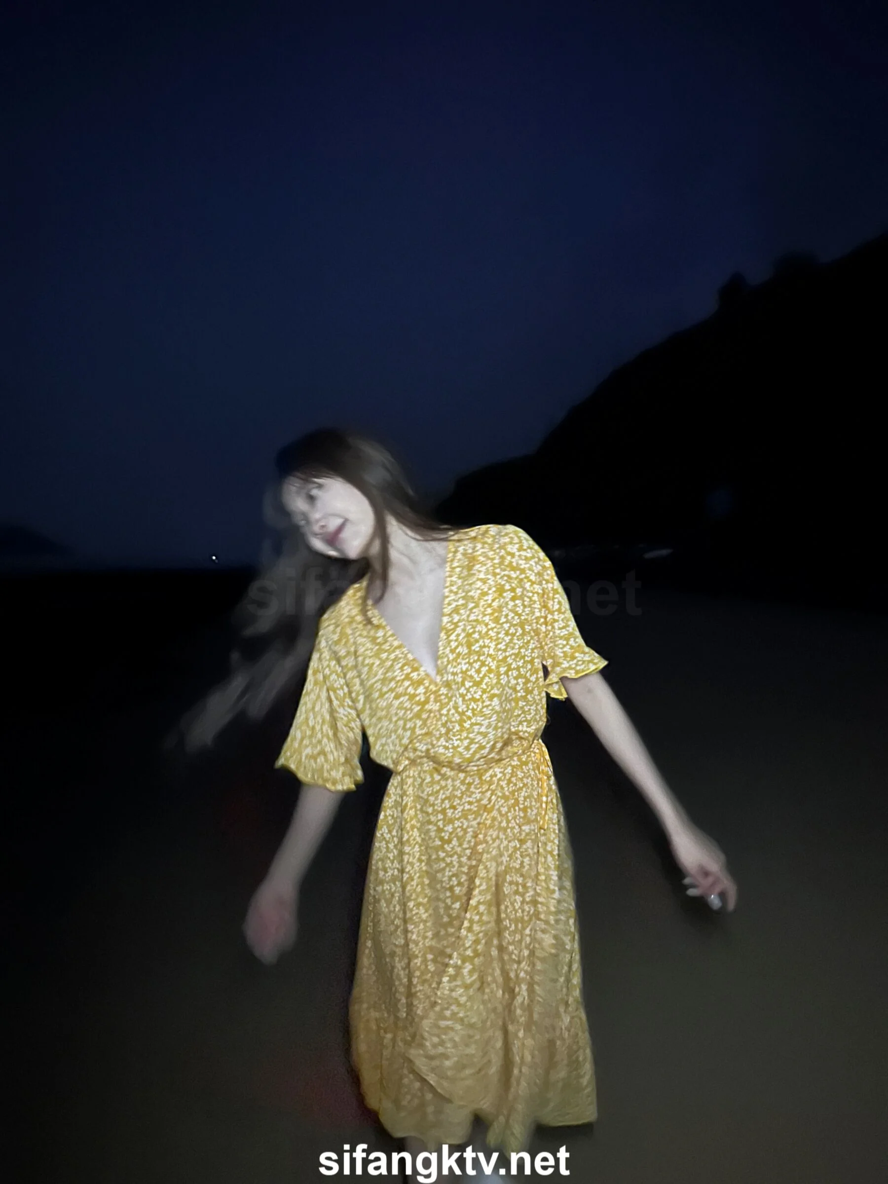 国模小初大尺度人体私拍套图 - Photo 742