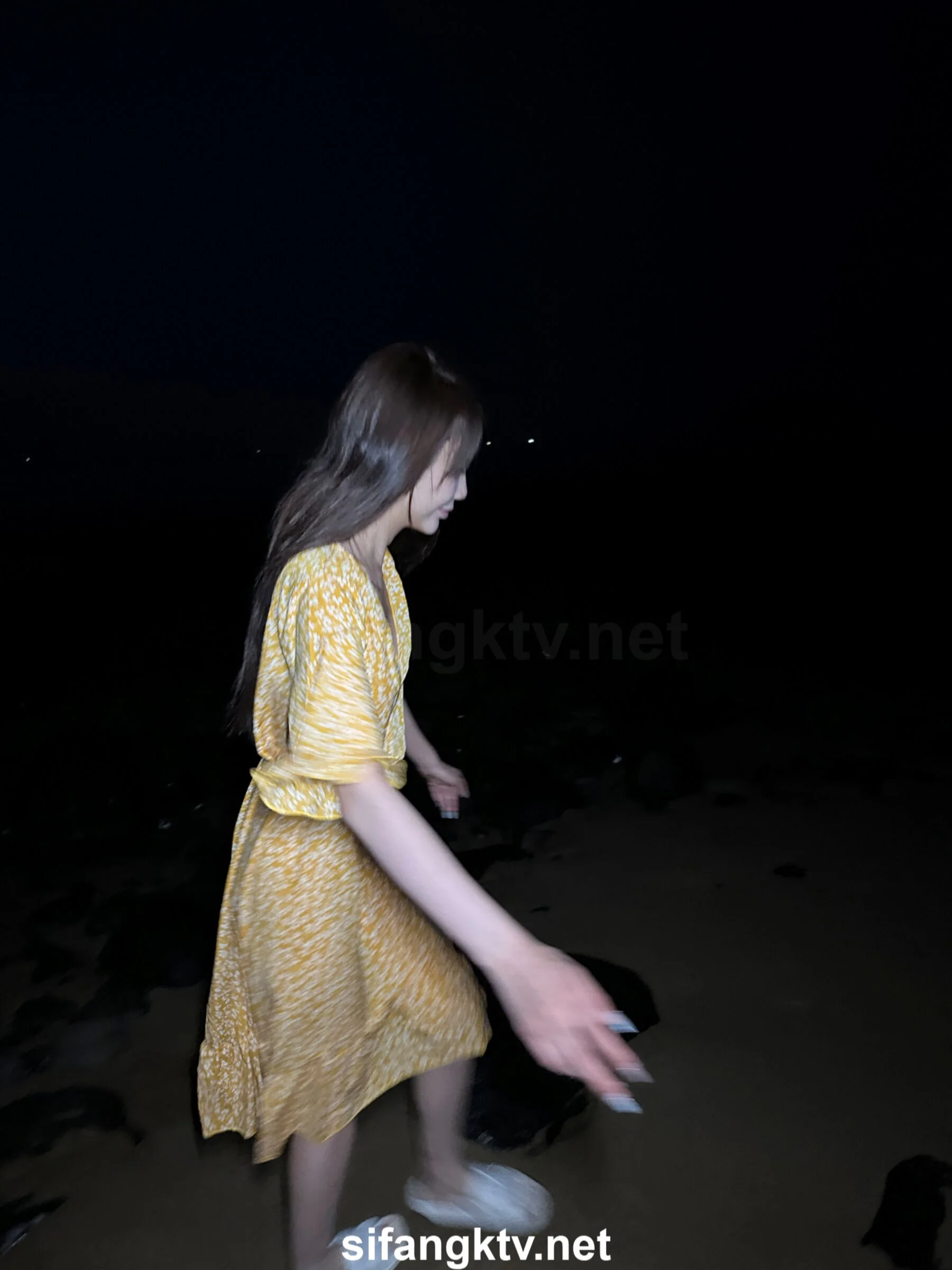 国模小初大尺度人体私拍套图 - Photo 746