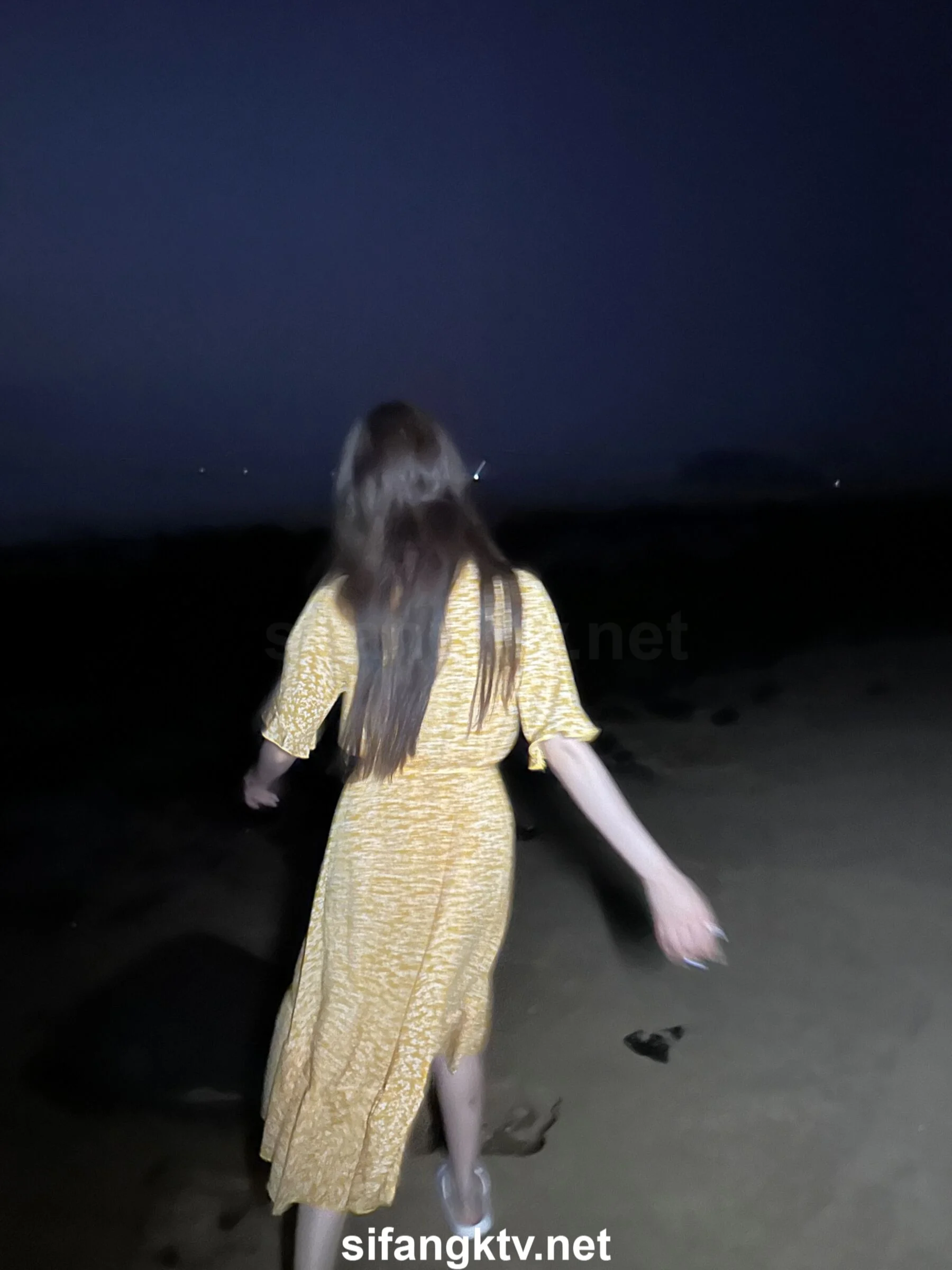 国模小初大尺度人体私拍套图 - Photo 751