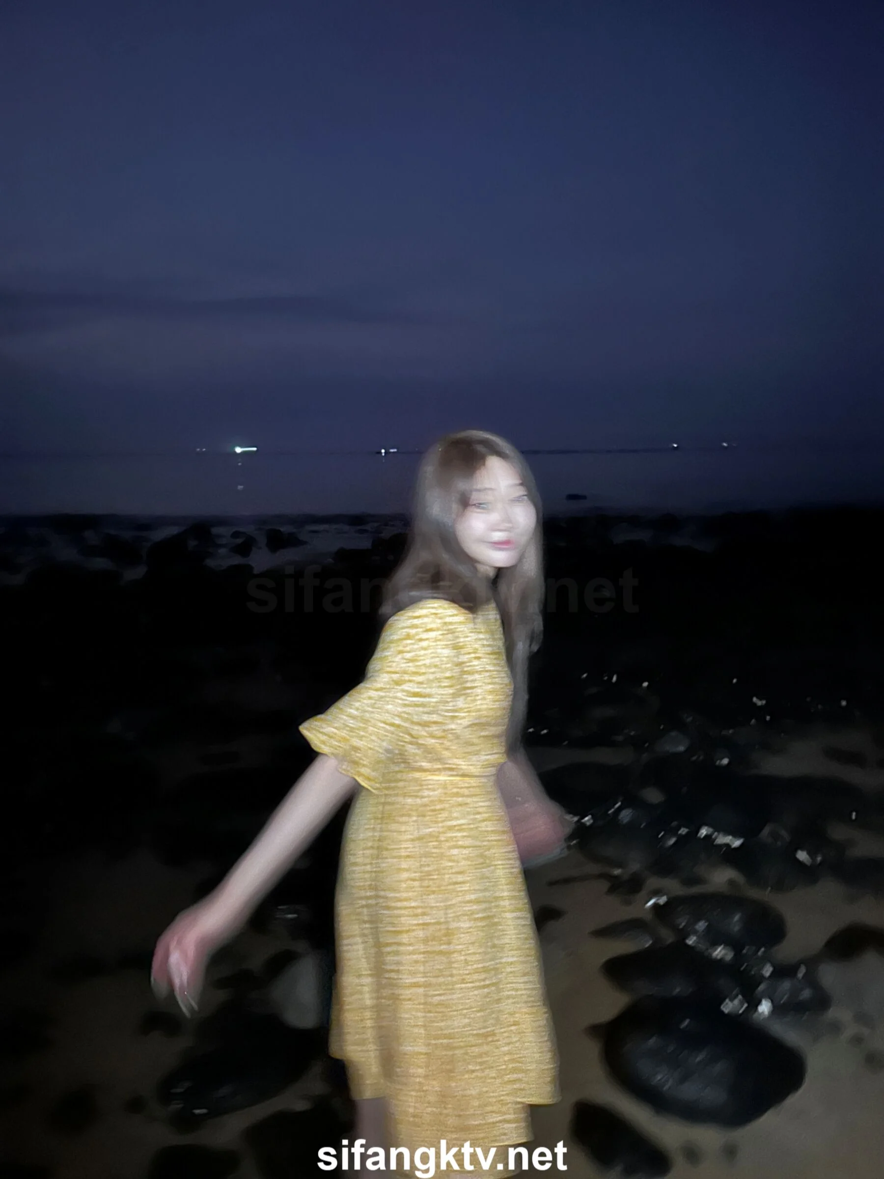 国模小初大尺度人体私拍套图 - Photo 753