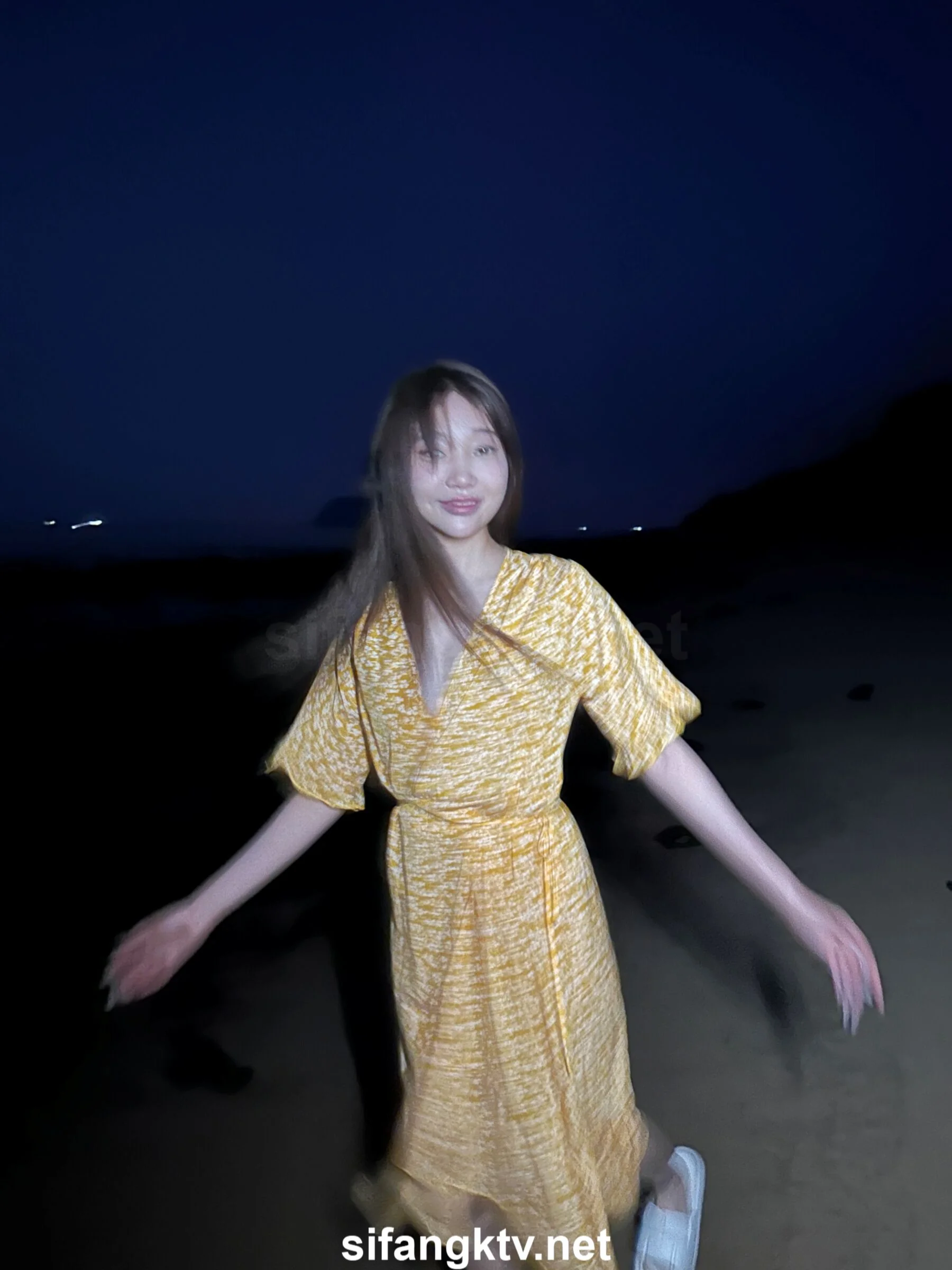 国模小初大尺度人体私拍套图 - Photo 762