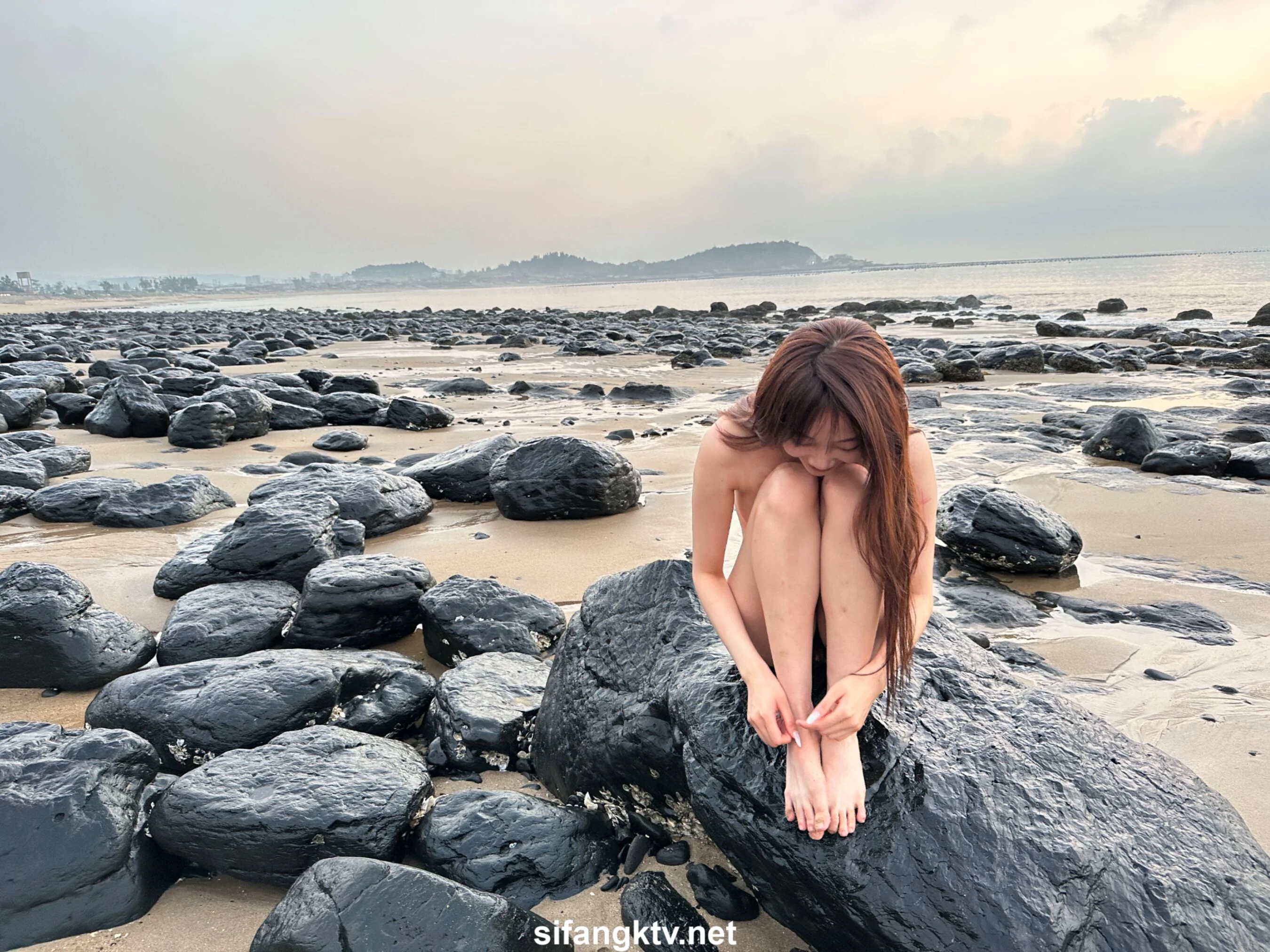 国模小初大尺度人体私拍套图 - Photo 836