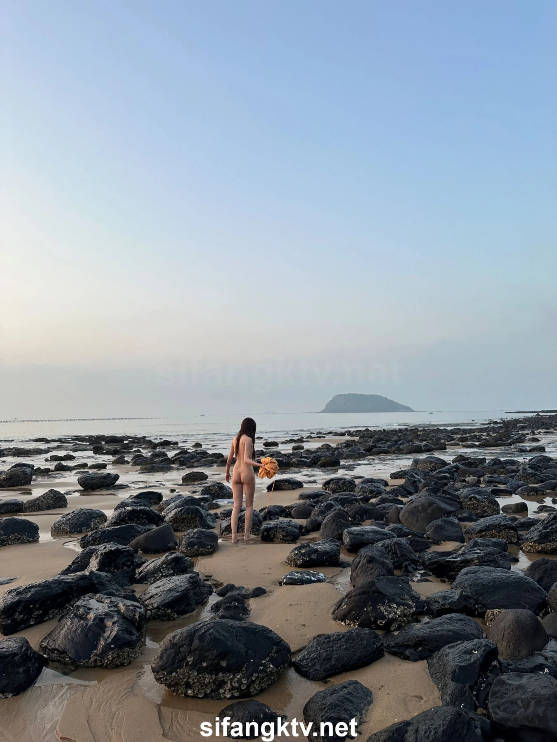 国模小初大尺度人体私拍套图 - Photo 850