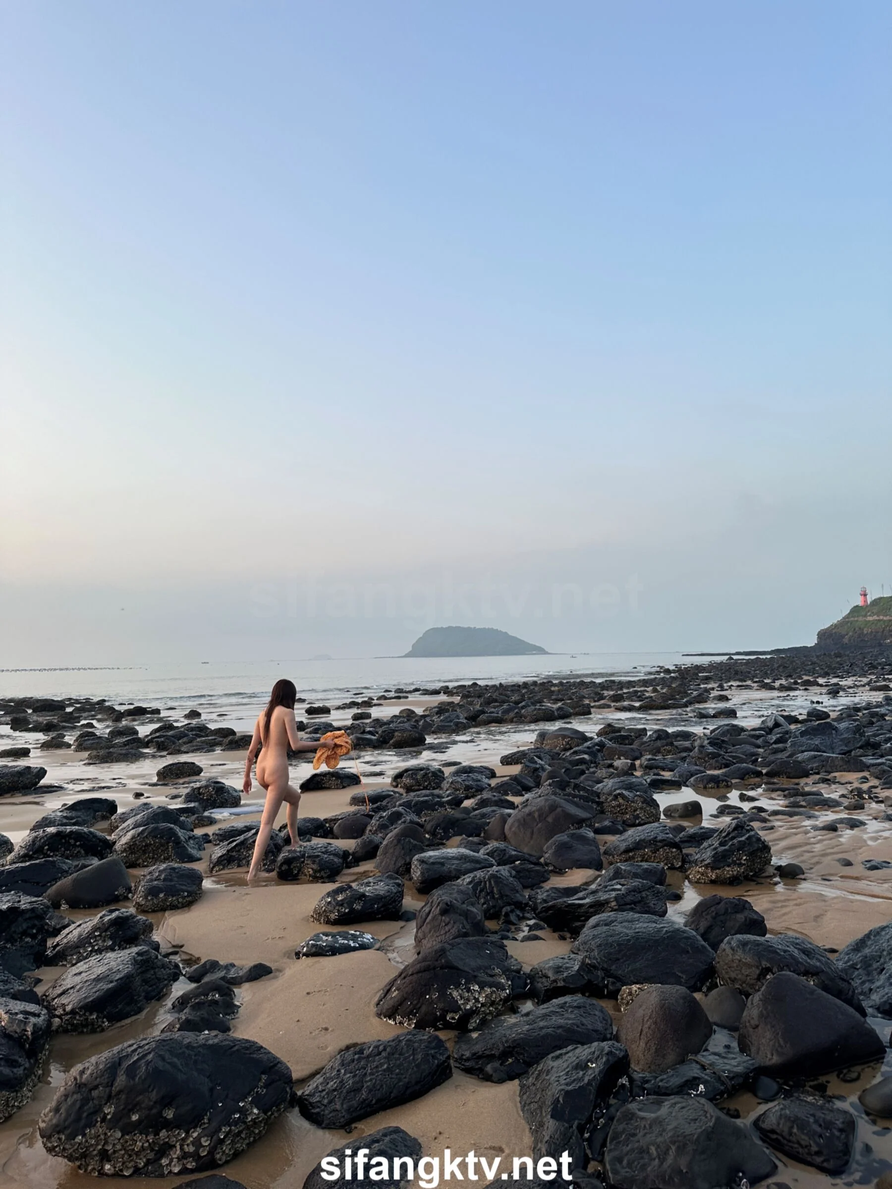 国模小初大尺度人体私拍套图 - Photo 851