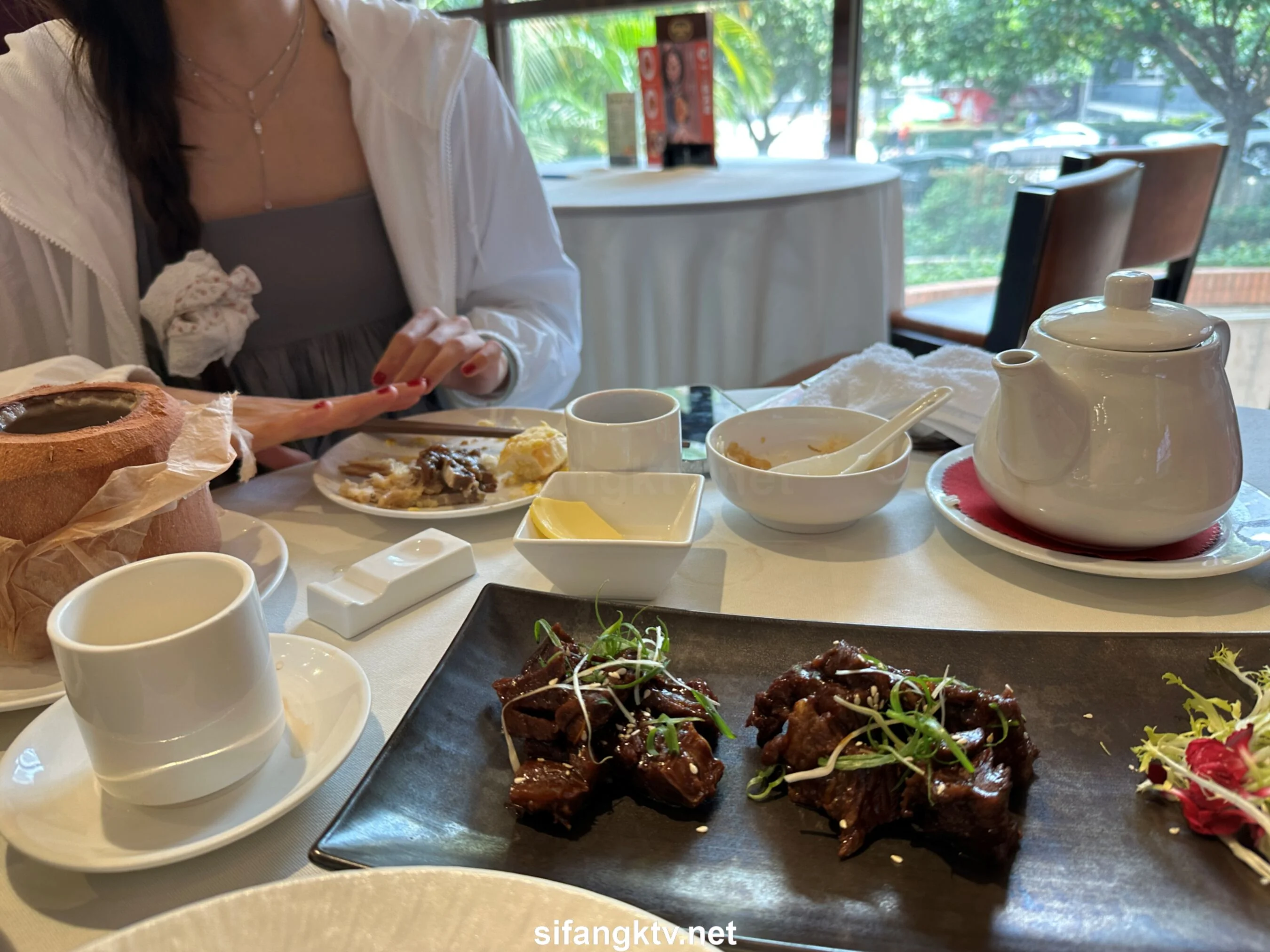 国模小初大尺度人体私拍套图 - Photo 910