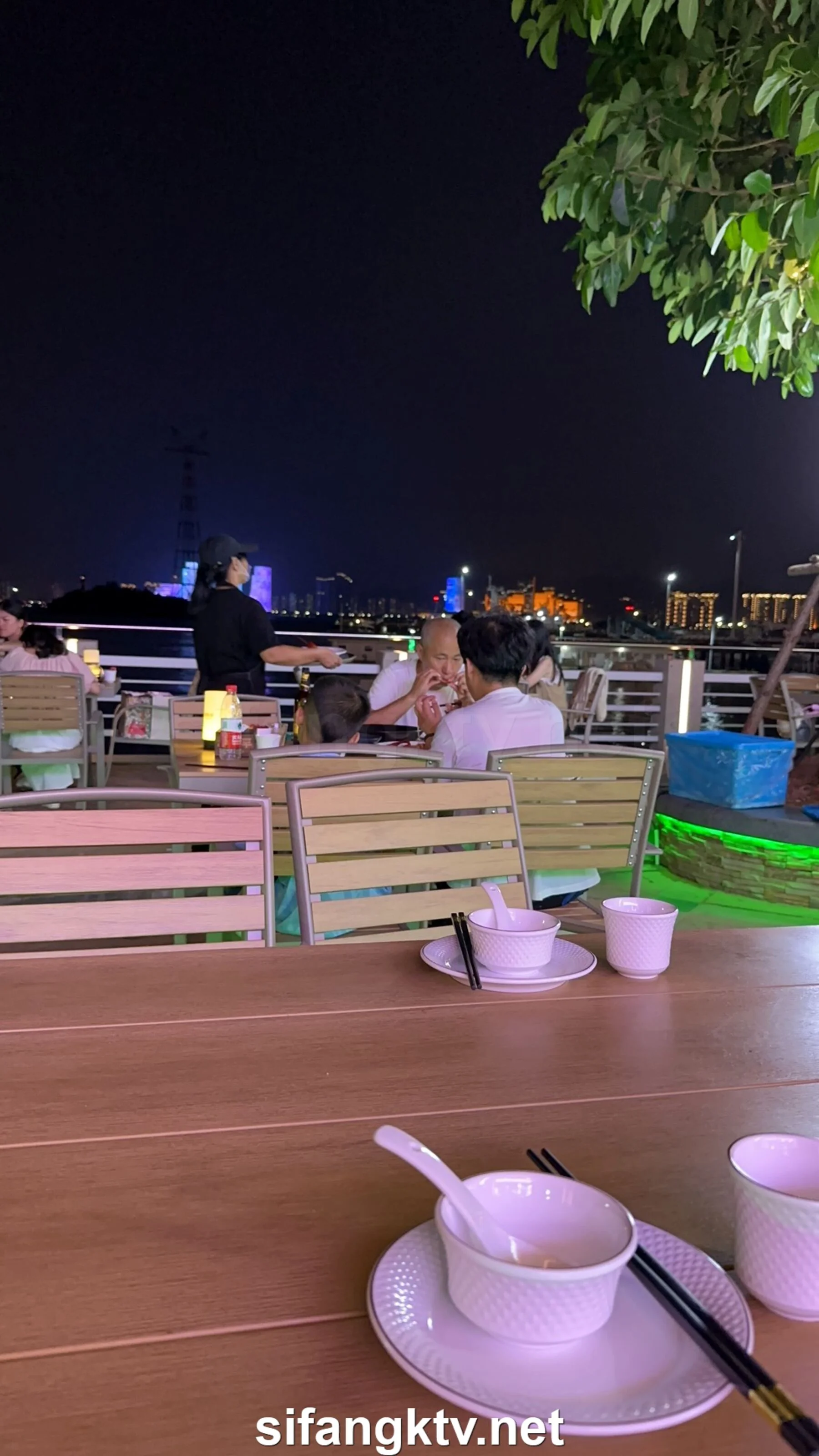 国模小初大尺度人体私拍套图 - Photo 916