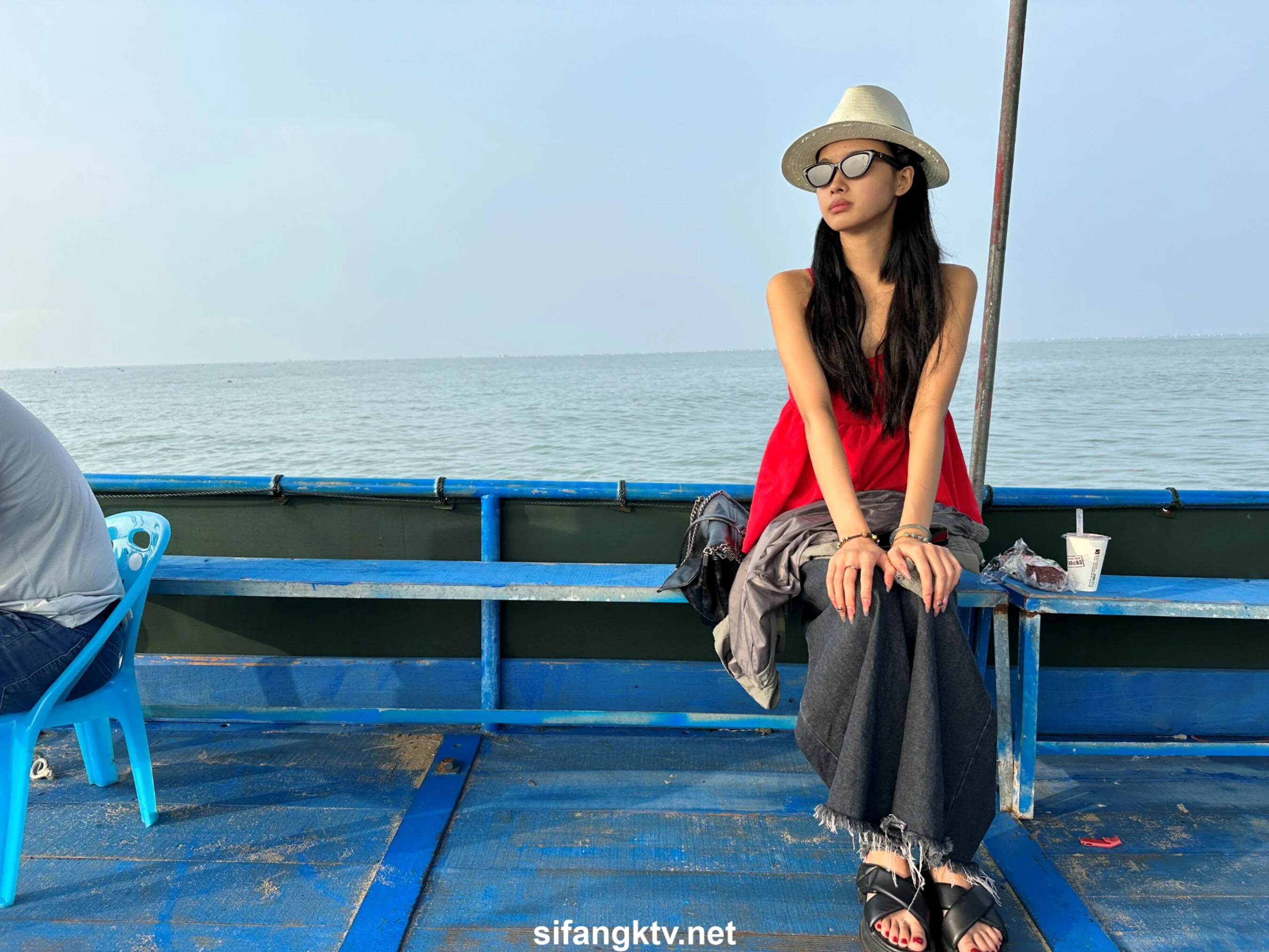 国模小初大尺度人体私拍套图 - Photo 929