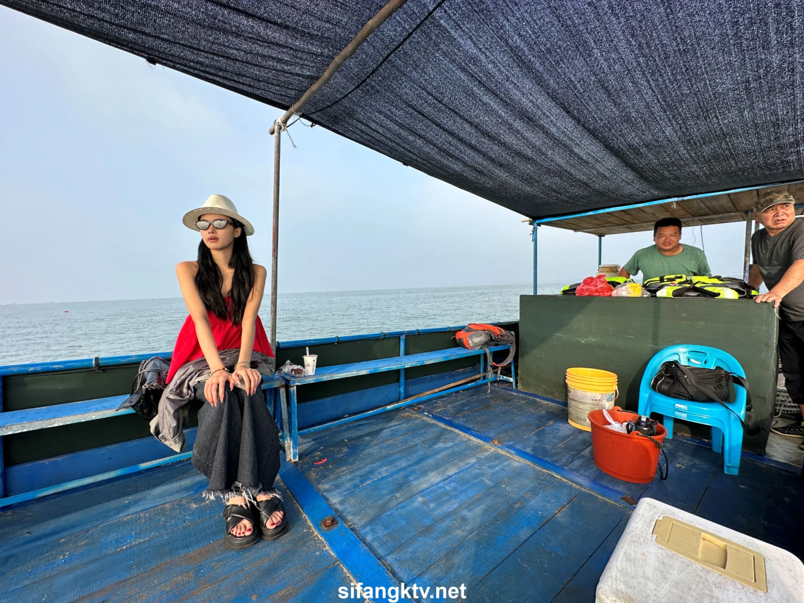 国模小初大尺度人体私拍套图 - Photo 931