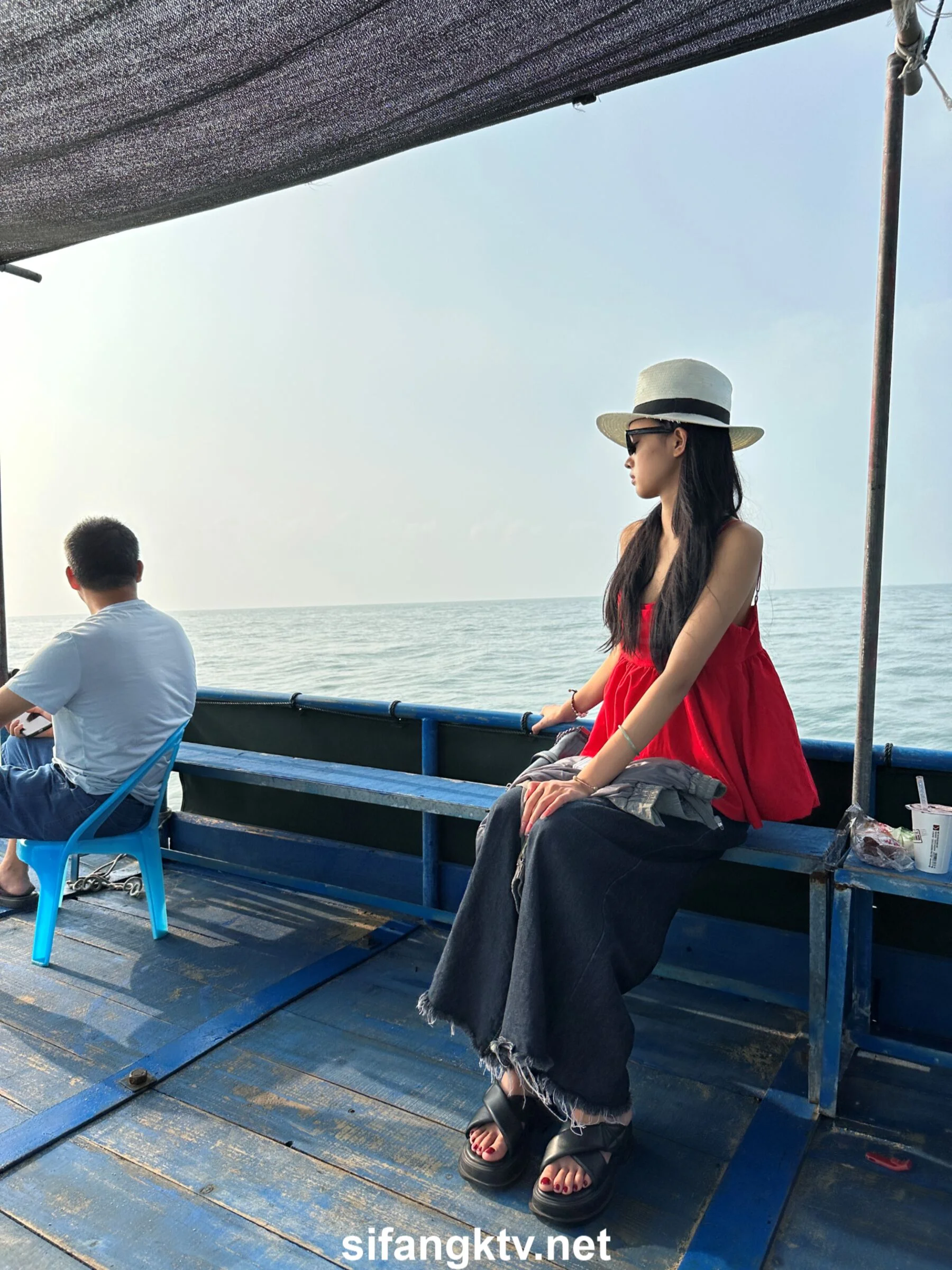 国模小初大尺度人体私拍套图 - Photo 935