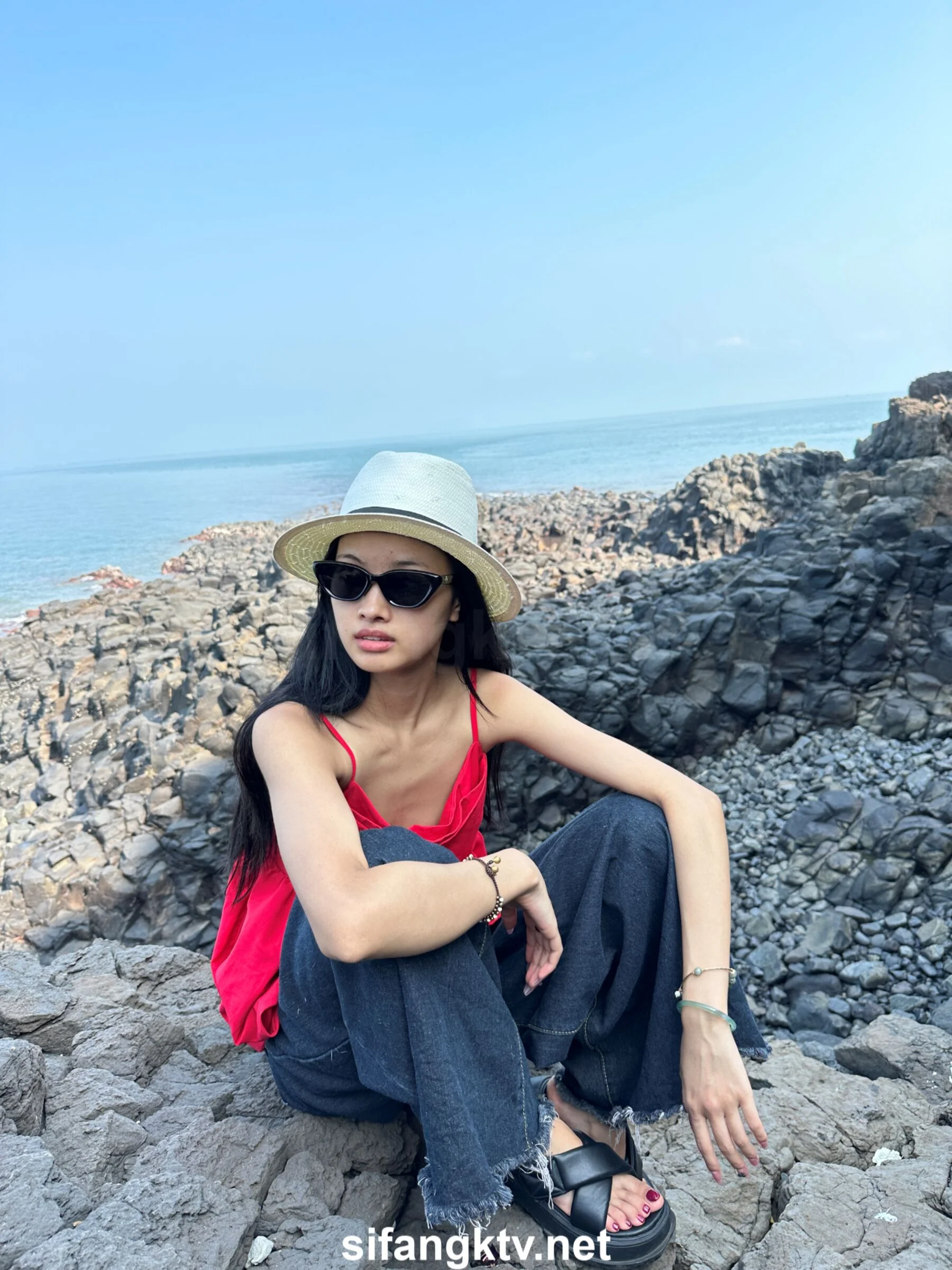 国模小初大尺度人体私拍套图 - Photo 1021