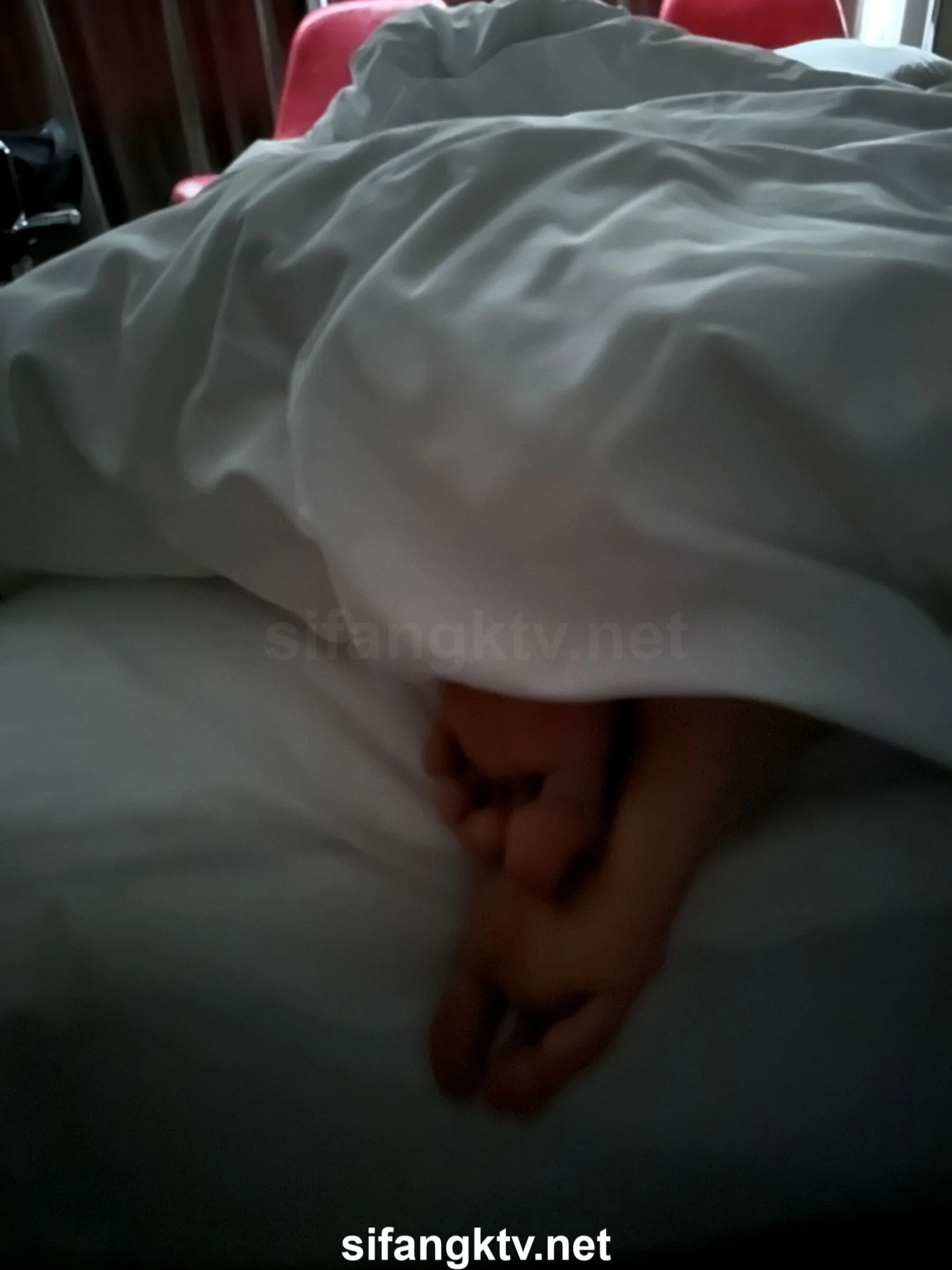 国模小初大尺度人体私拍套图 - Photo 1080