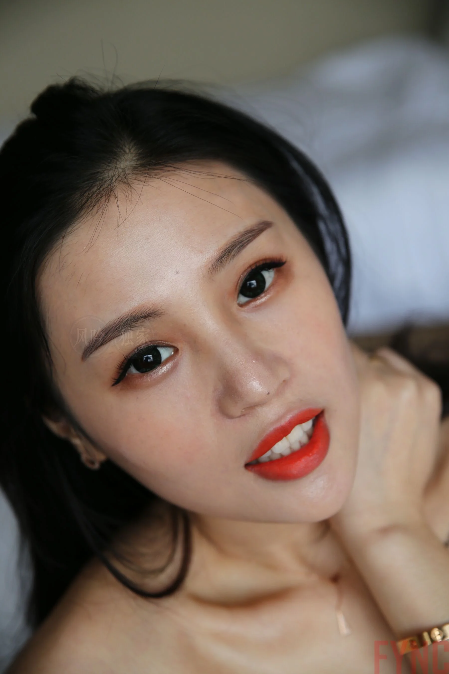 国模莉莉大尺度人体私拍套图 - Photo 417