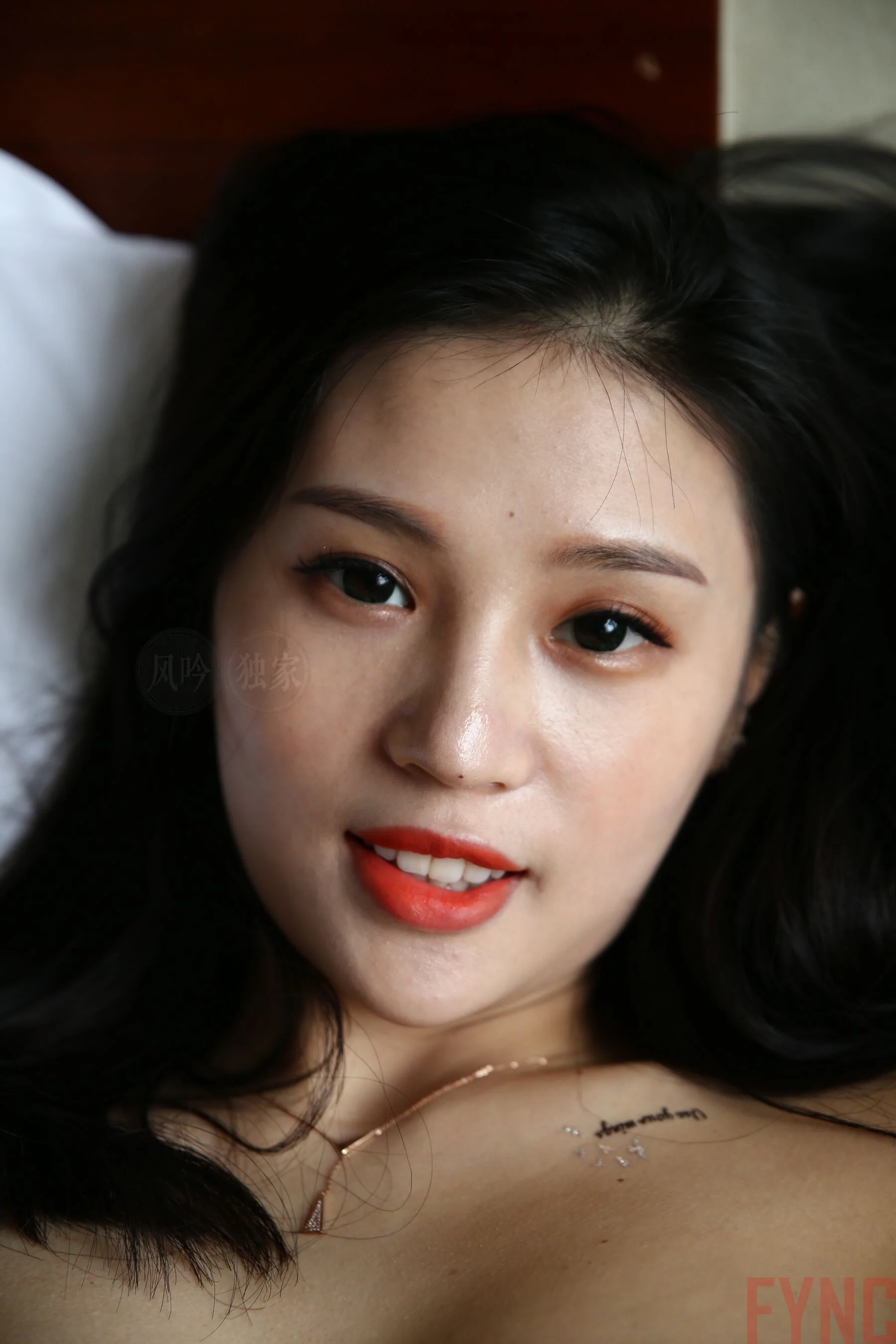 国模莉莉大尺度人体私拍套图 - Photo 1264