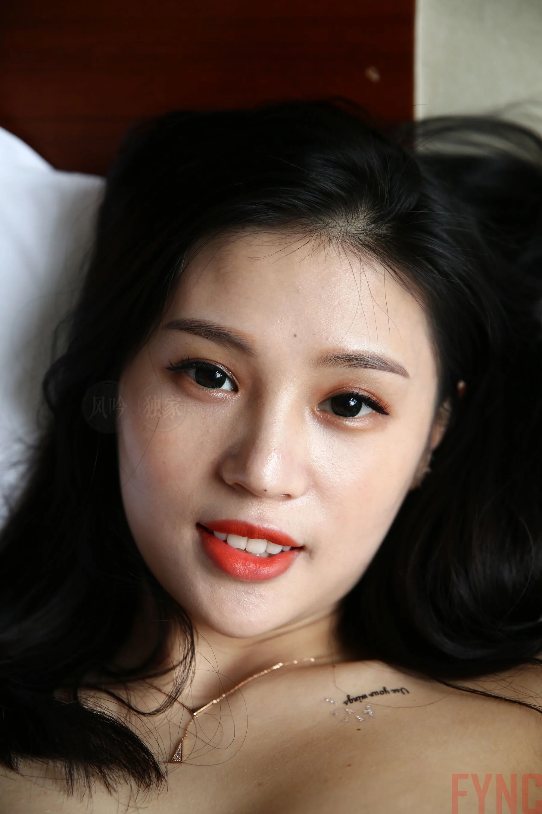 国模莉莉大尺度人体私拍套图 - Photo 1266