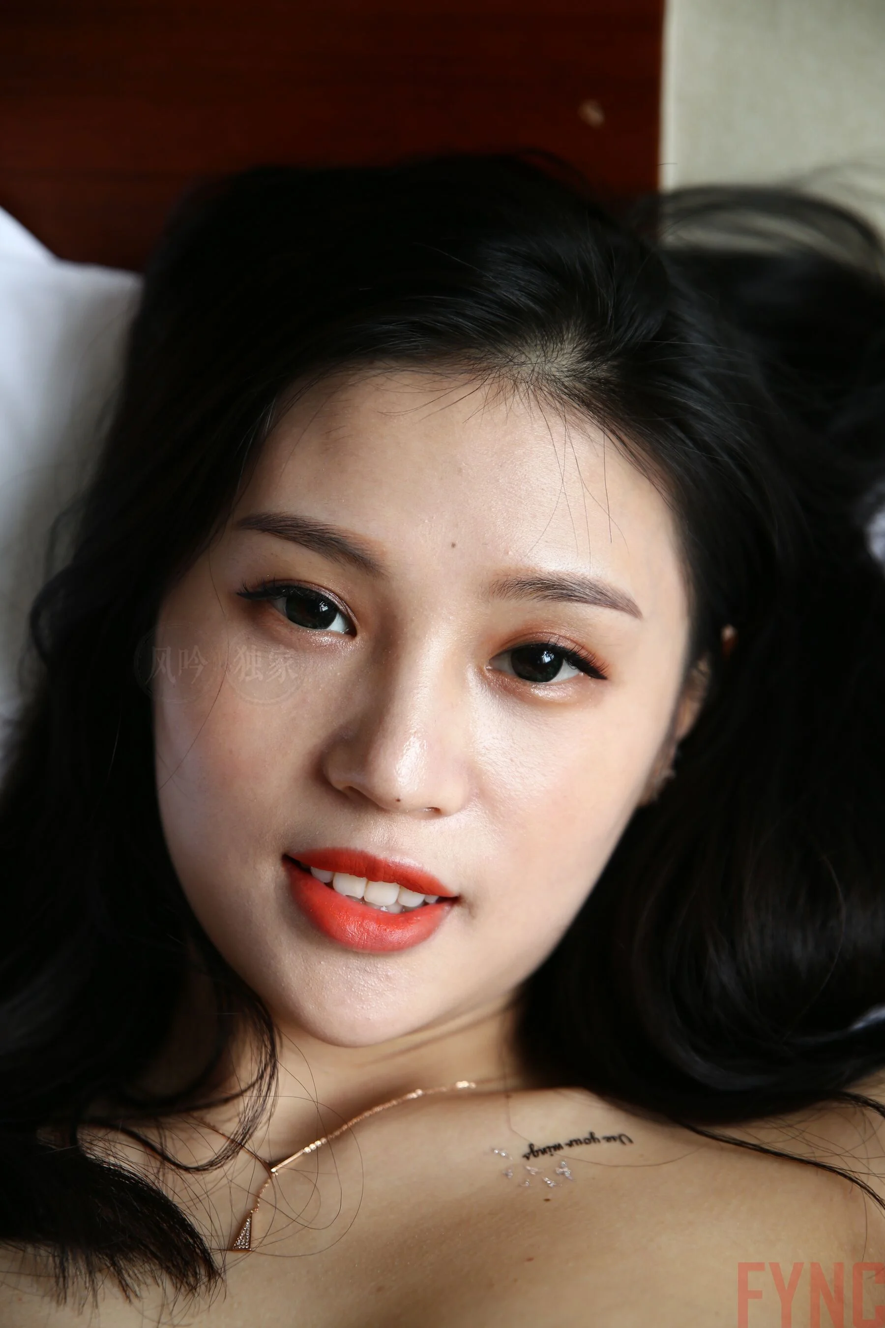 国模莉莉大尺度人体私拍套图 - Photo 1268