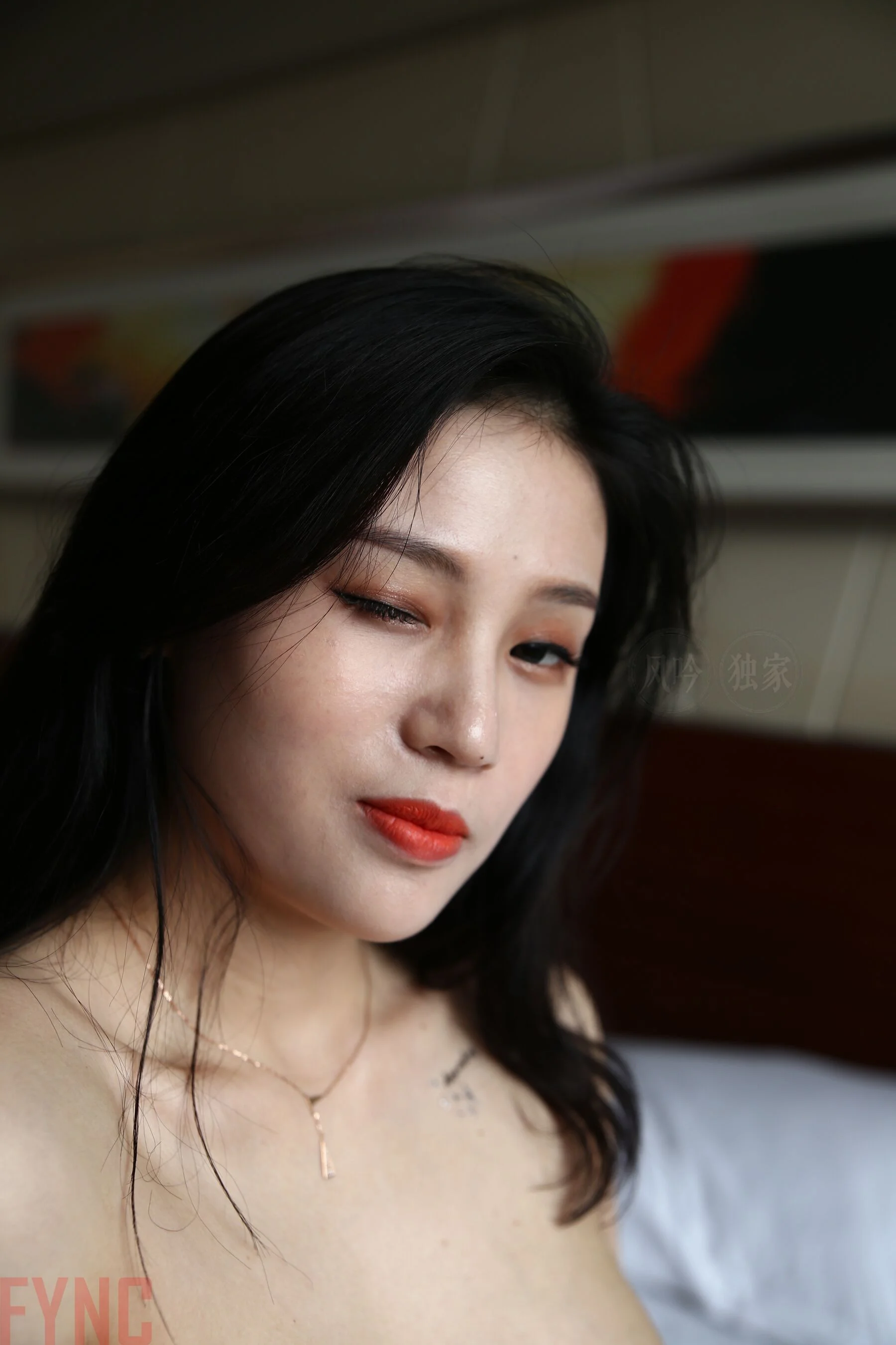 国模莉莉大尺度人体私拍套图 - Photo 1383