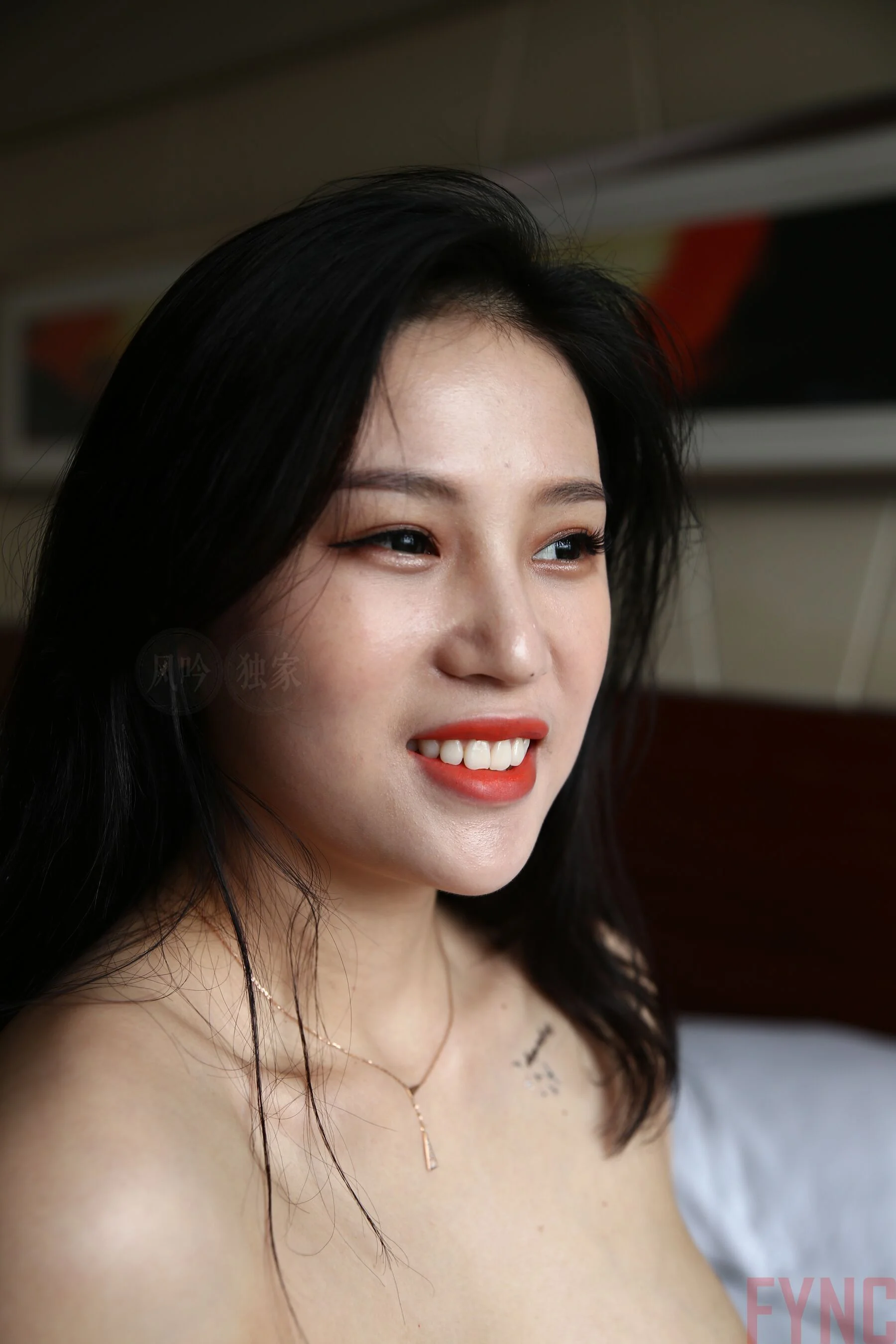 国模莉莉大尺度人体私拍套图 - Photo 1389