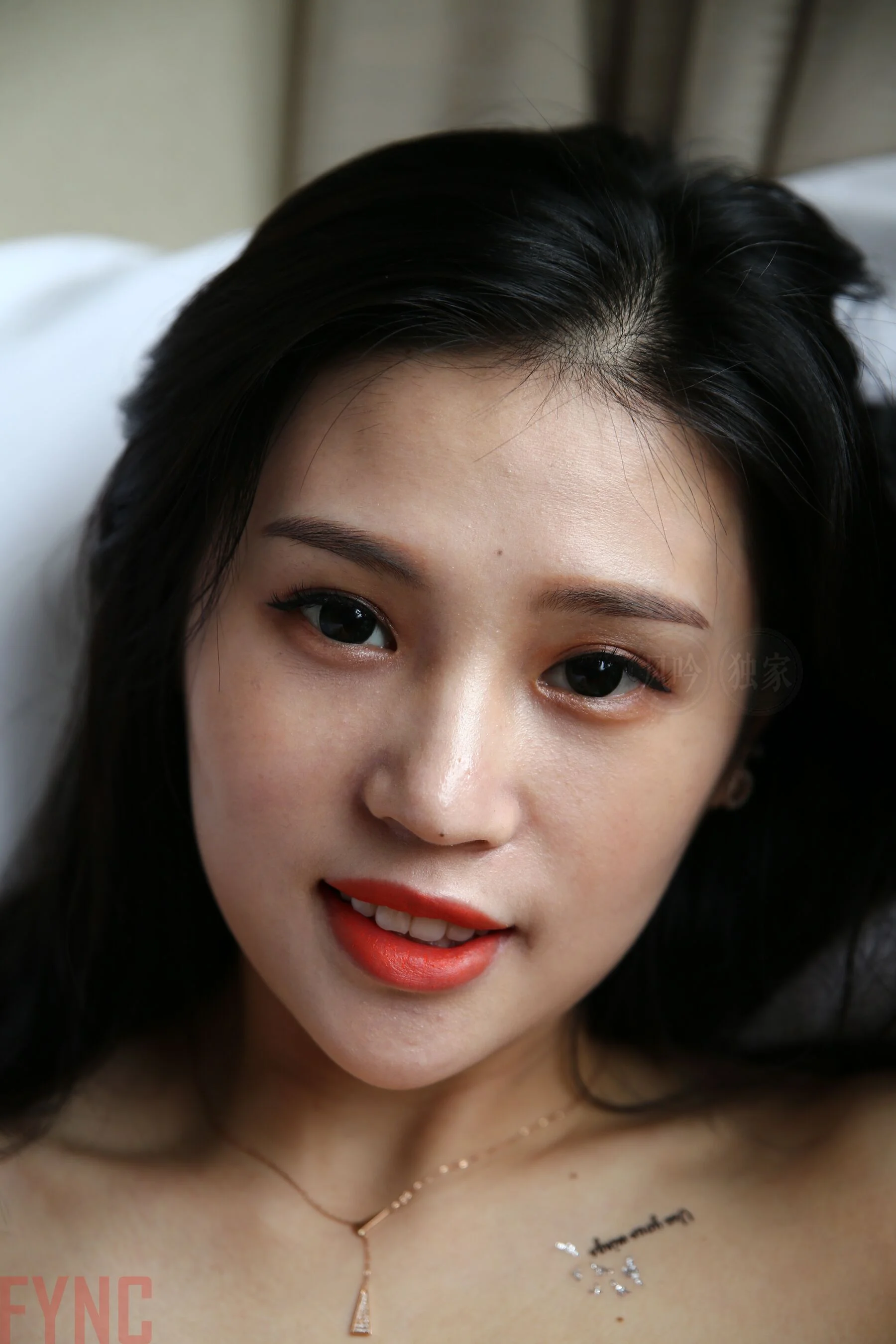 国模莉莉大尺度人体私拍套图 - Photo 1592