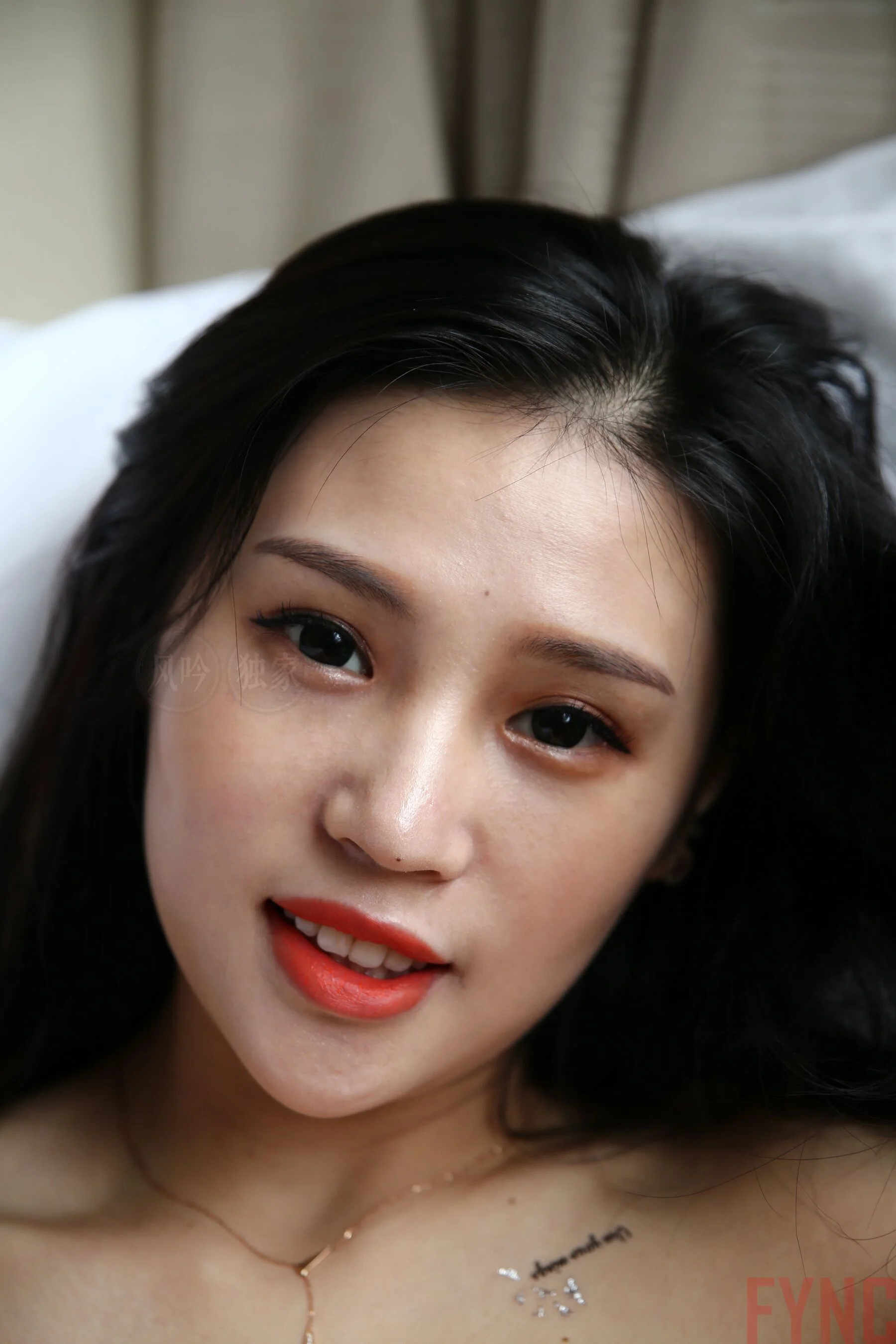 国模莉莉大尺度人体私拍套图 - Photo 1598