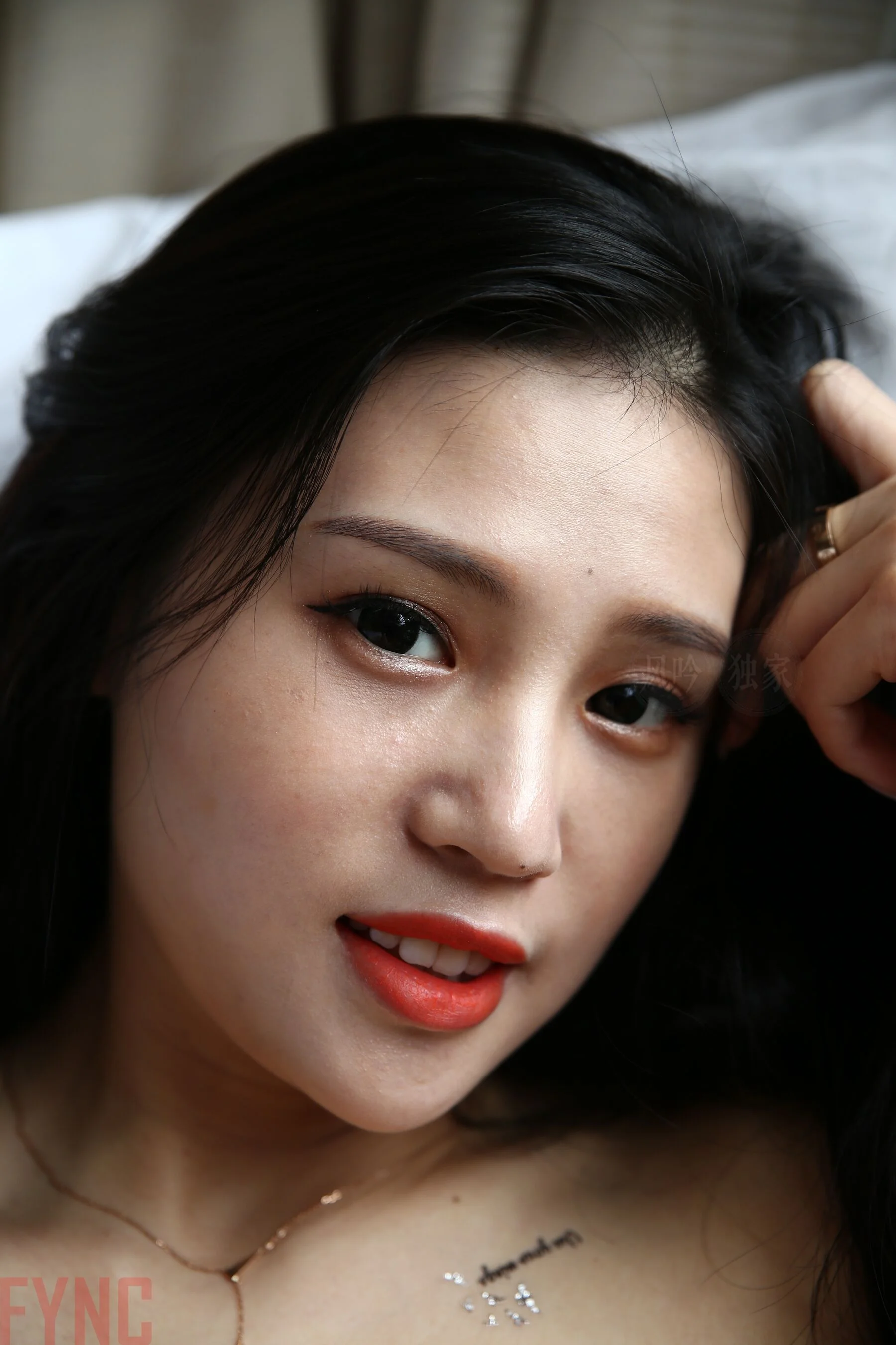 国模莉莉大尺度人体私拍套图 - Photo 1612