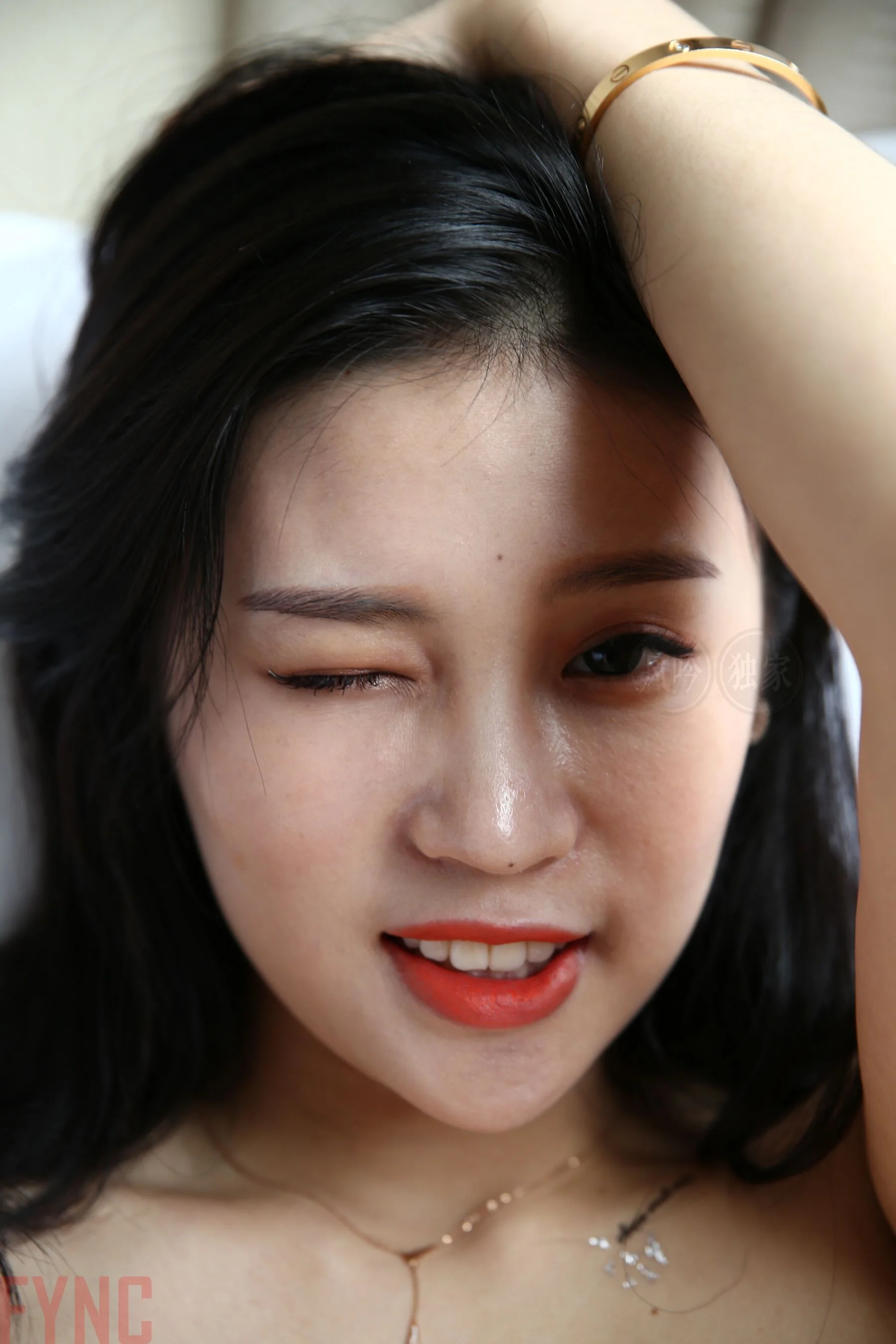 国模莉莉大尺度人体私拍套图 - Photo 1616