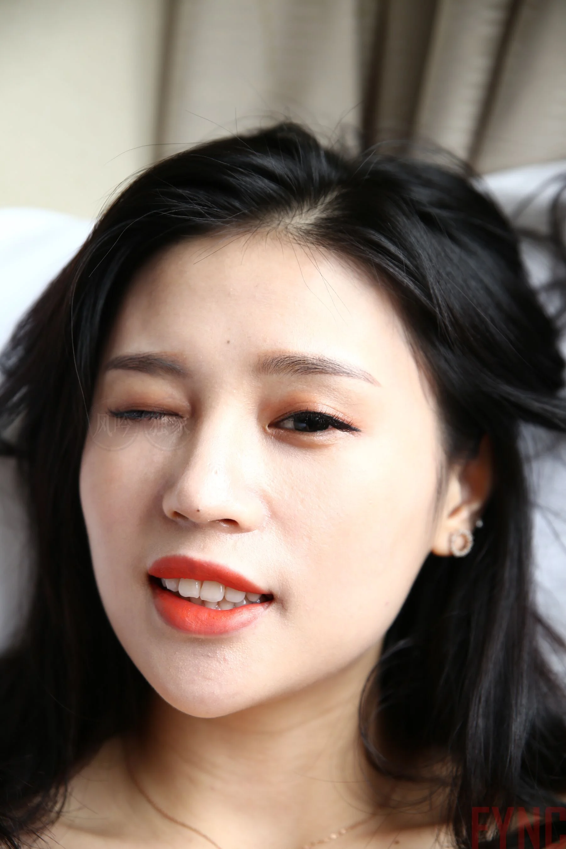 国模莉莉大尺度人体私拍套图 - Photo 1620