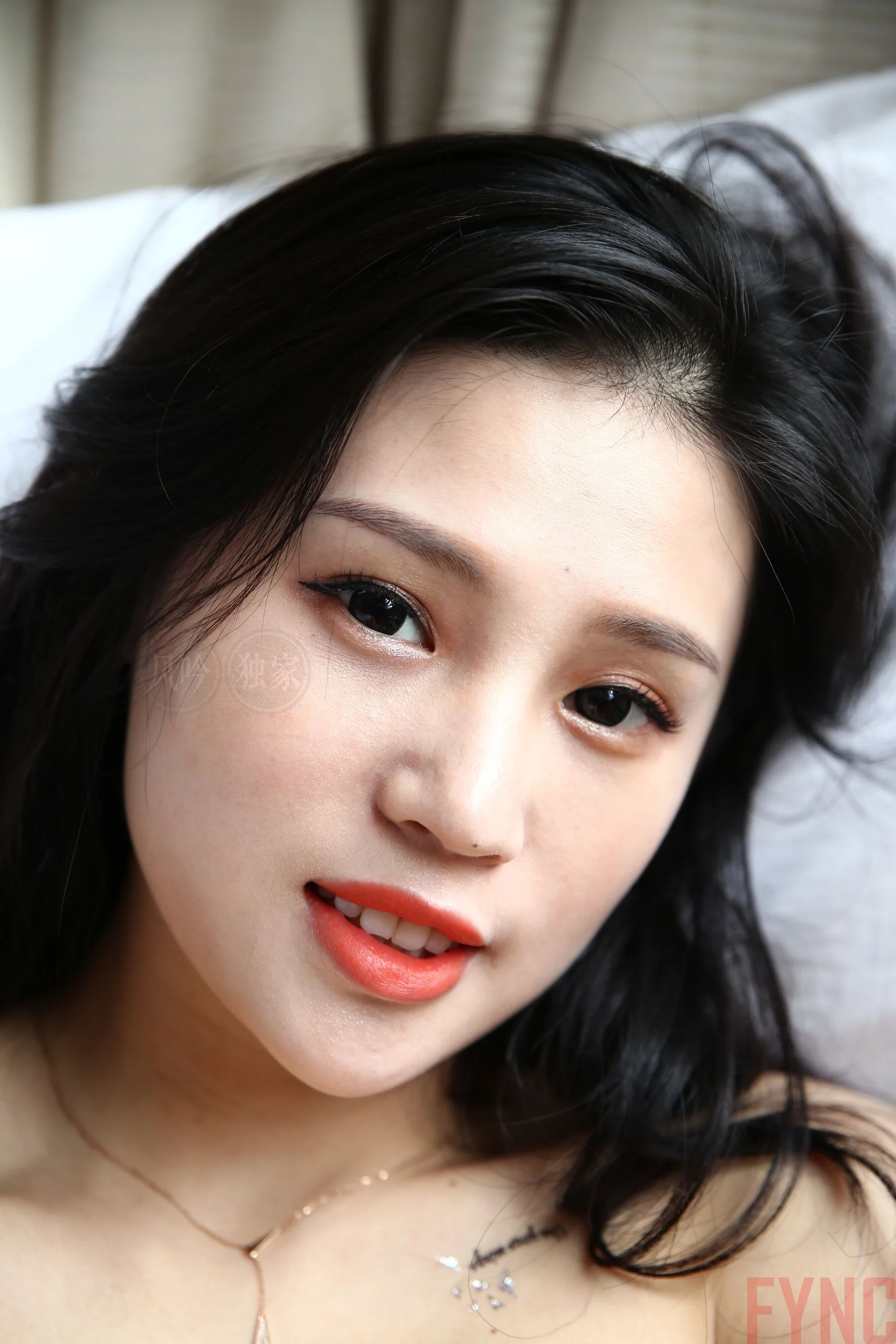 国模莉莉大尺度人体私拍套图 - Photo 1624