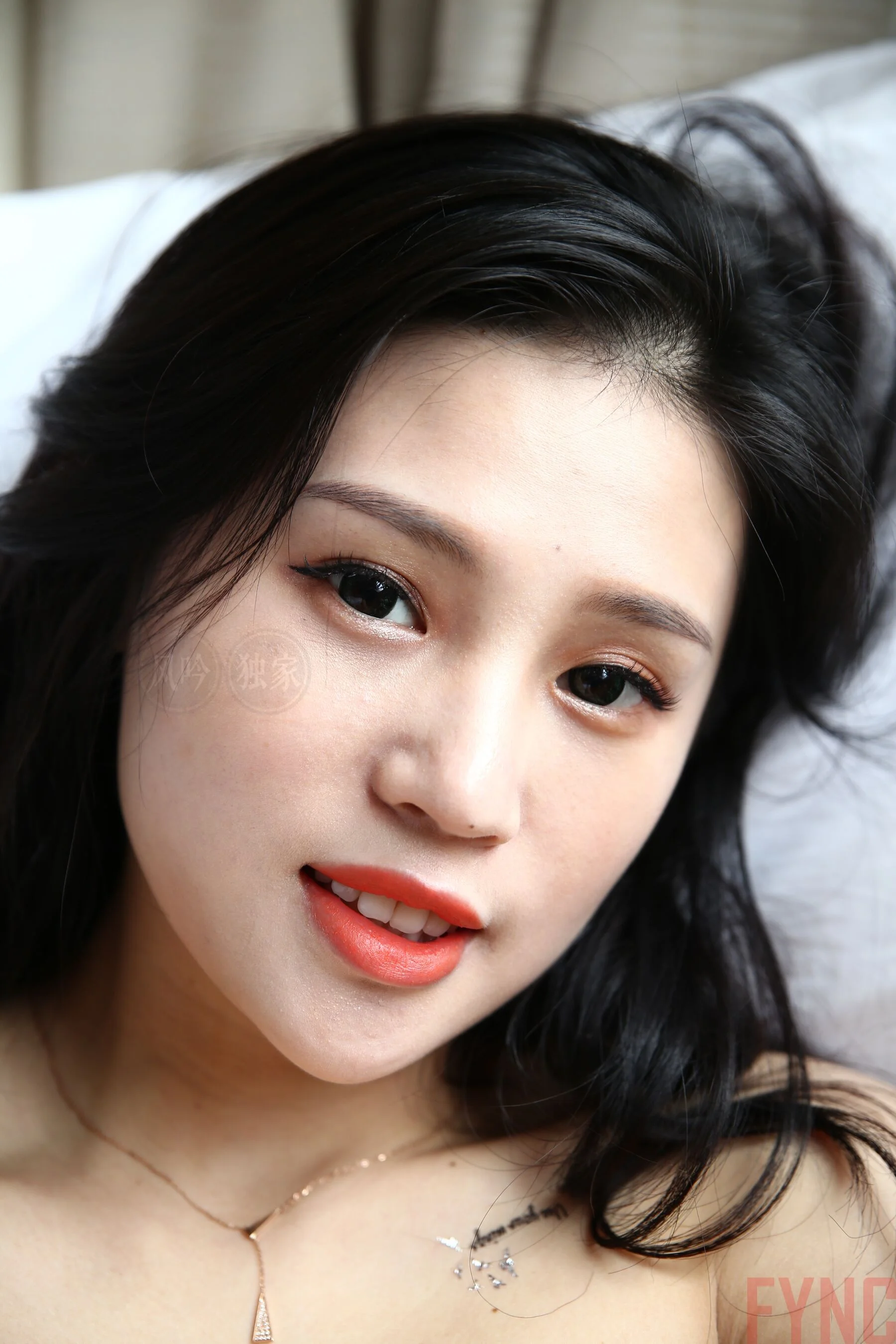 国模莉莉大尺度人体私拍套图 - Photo 1626