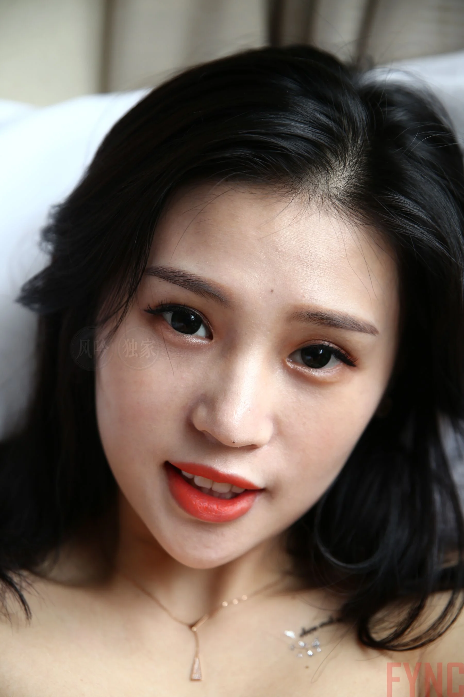 国模莉莉大尺度人体私拍套图 - Photo 1631