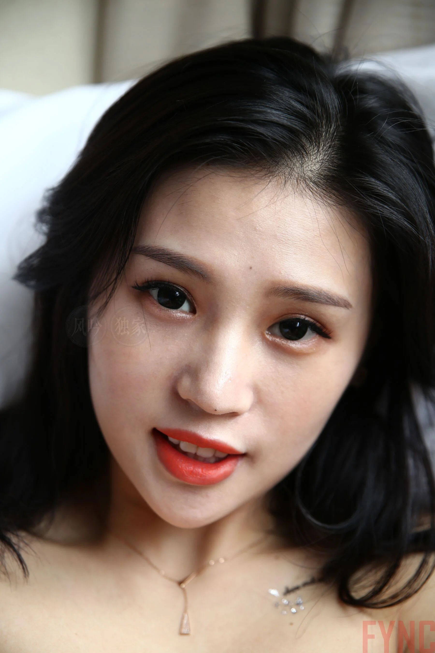 国模莉莉大尺度人体私拍套图 - Photo 1632