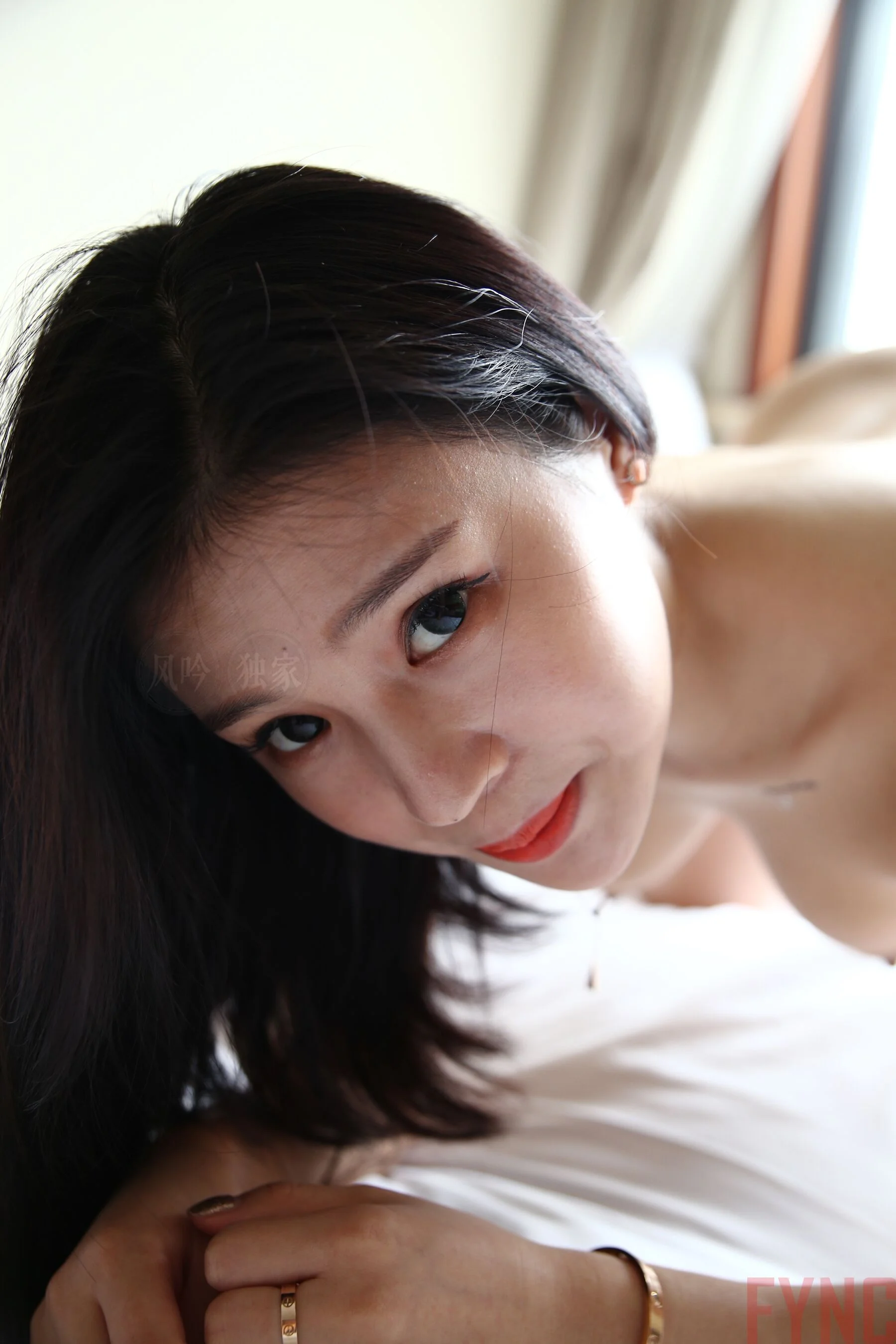 国模莉莉大尺度人体私拍套图 - Photo 1890