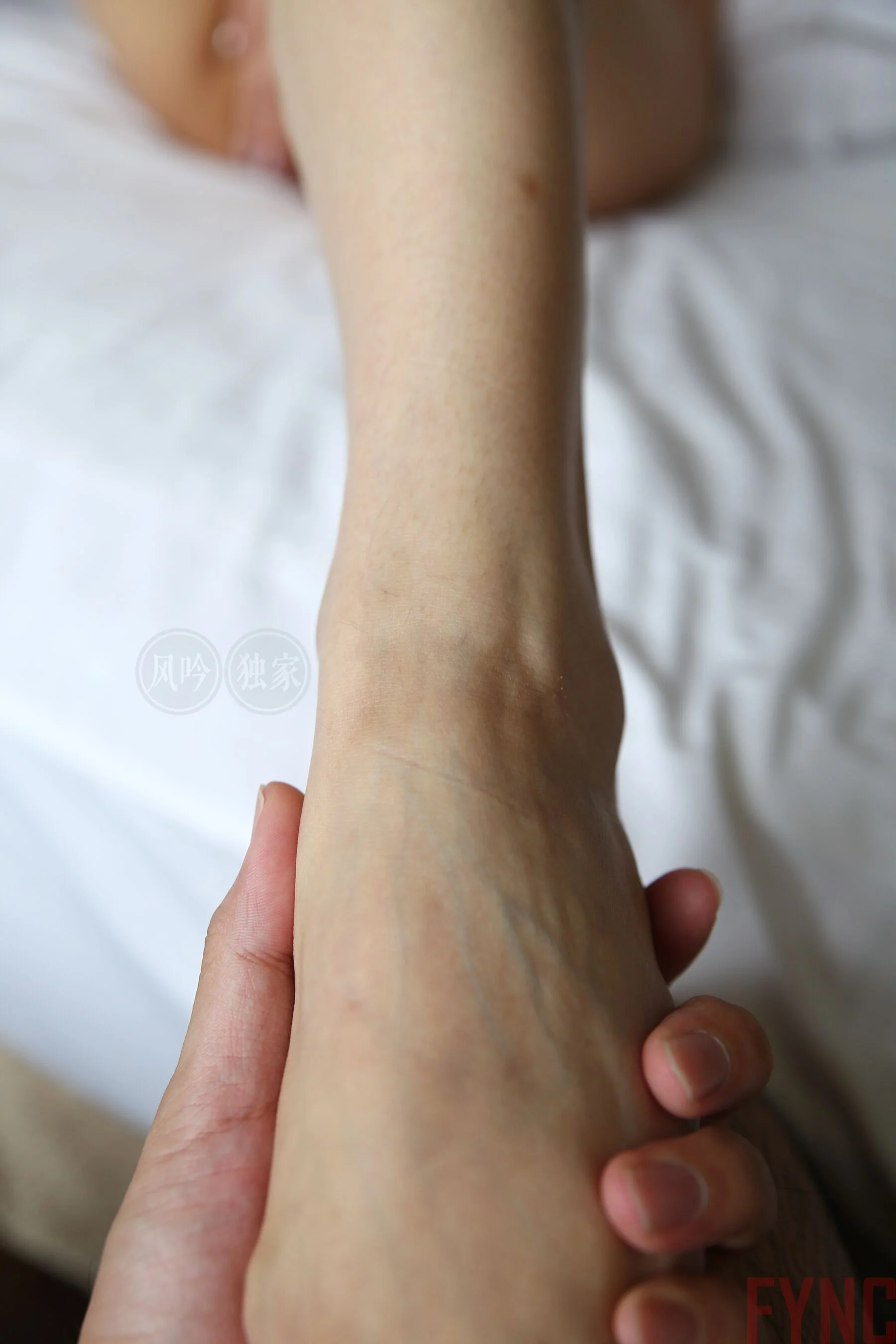 国模莉莉大尺度人体私拍套图 - Photo 2232