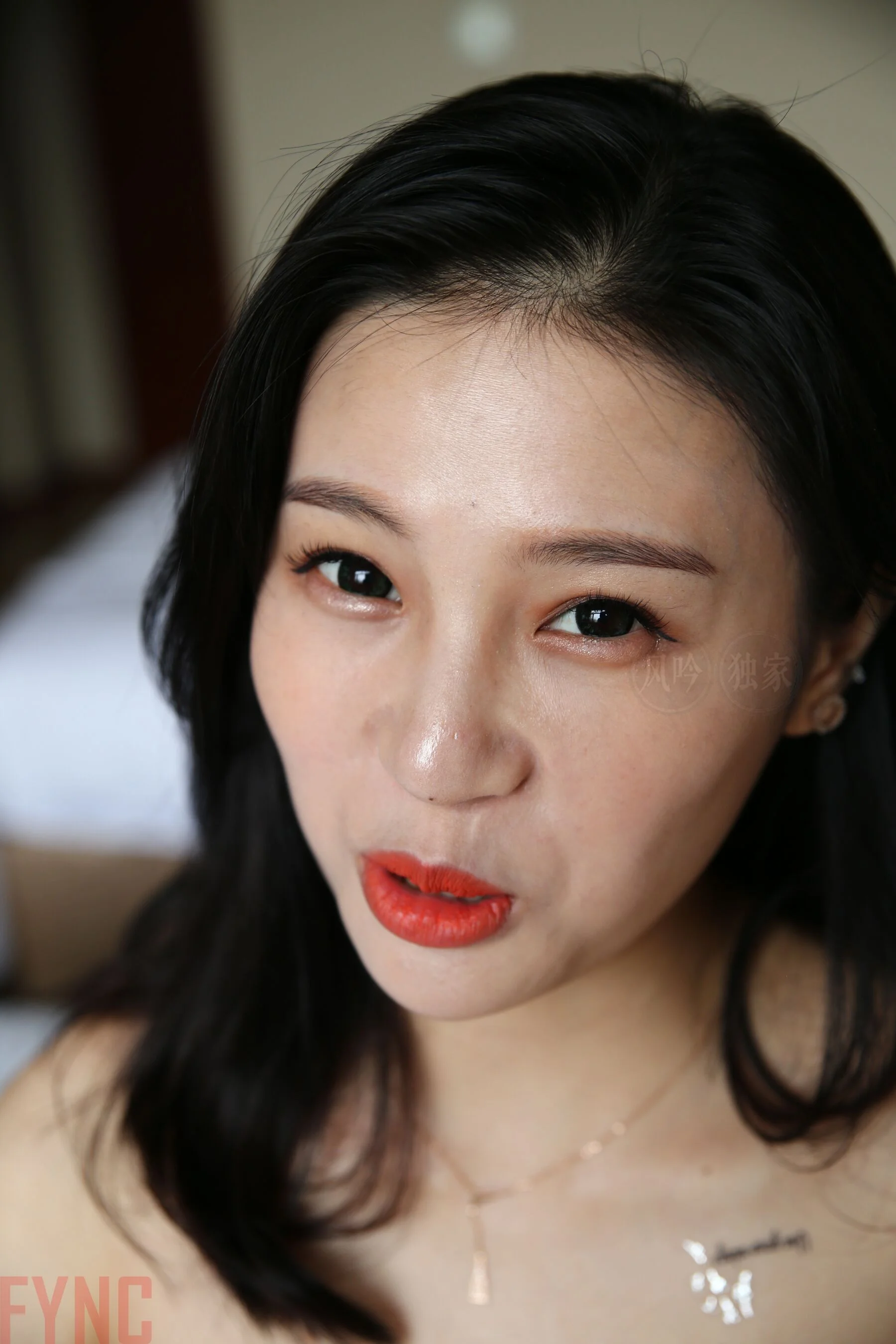 国模莉莉大尺度人体私拍套图 - Photo 2287