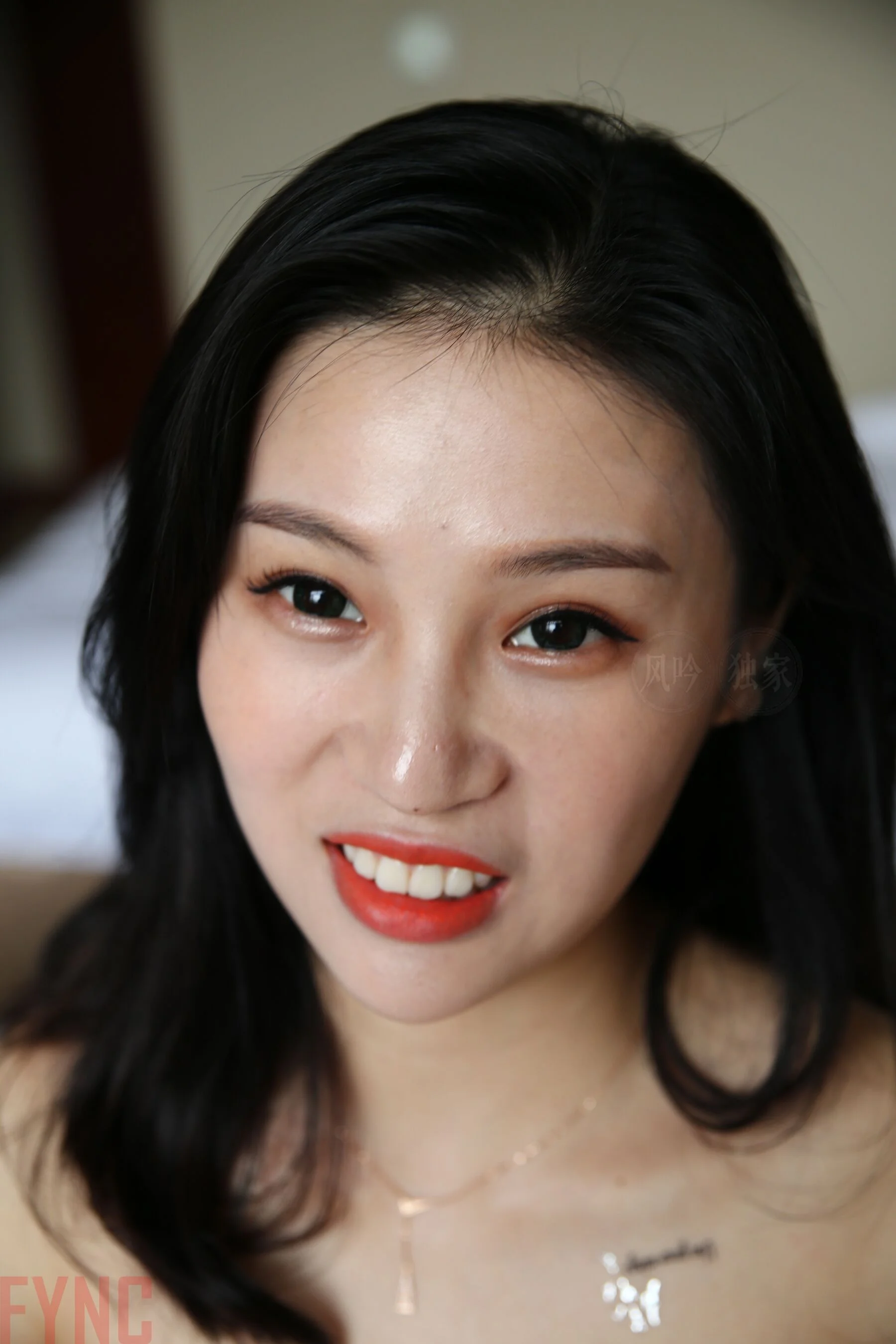 国模莉莉大尺度人体私拍套图 - Photo 2290