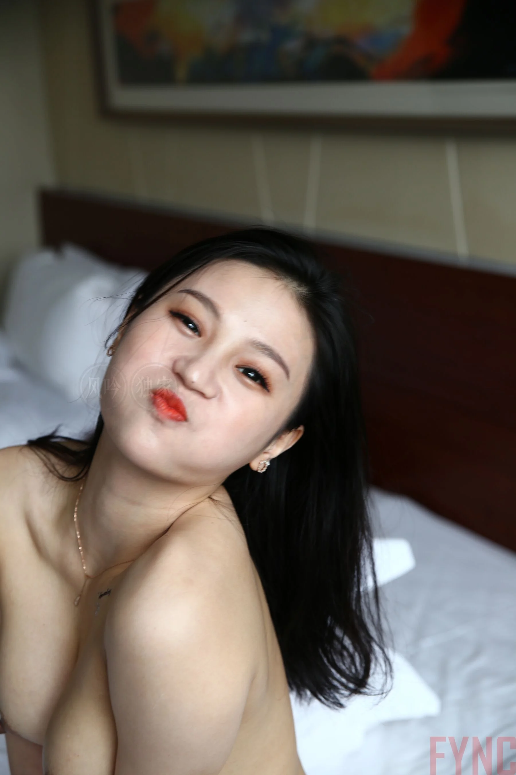 国模莉莉大尺度人体私拍套图 - Photo 2610