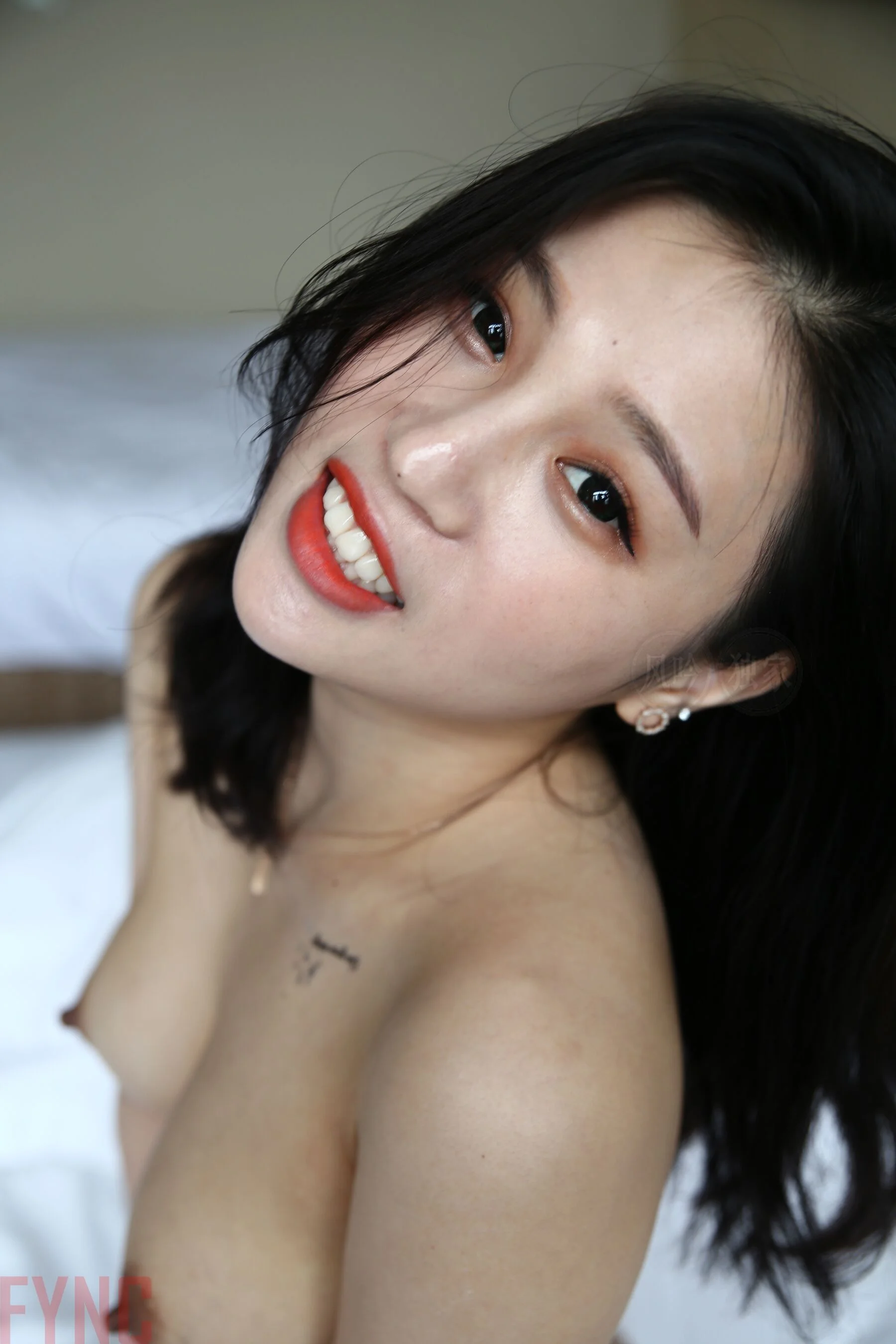 国模莉莉大尺度人体私拍套图 - Photo 2626